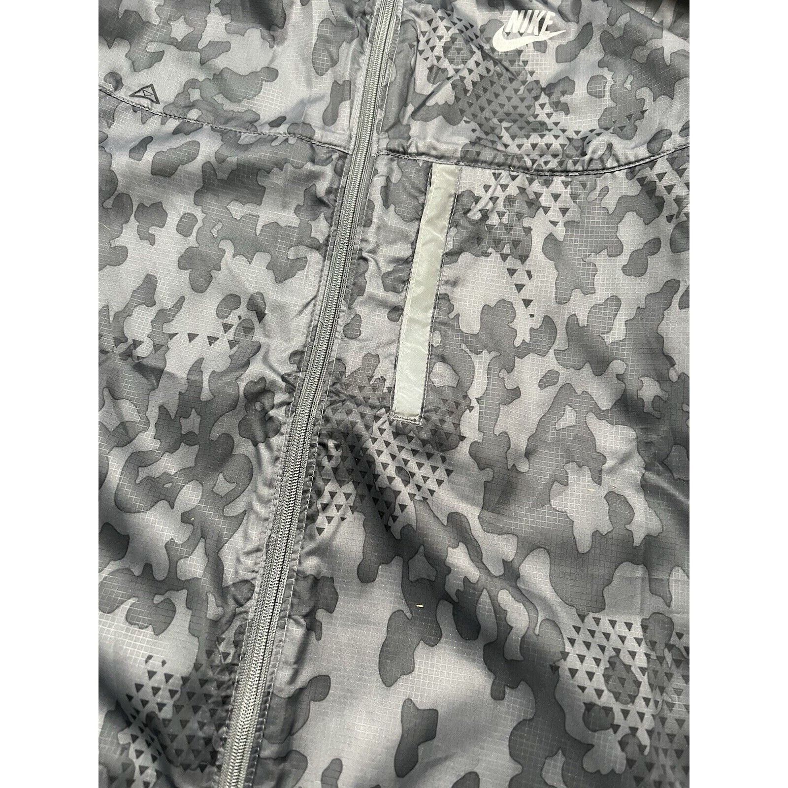 Nike Nike Gray Camo Patterned Athletics West 2011 Nylon Sample M Size US M / EU 48-50 / 2 - 6 Thumbnail