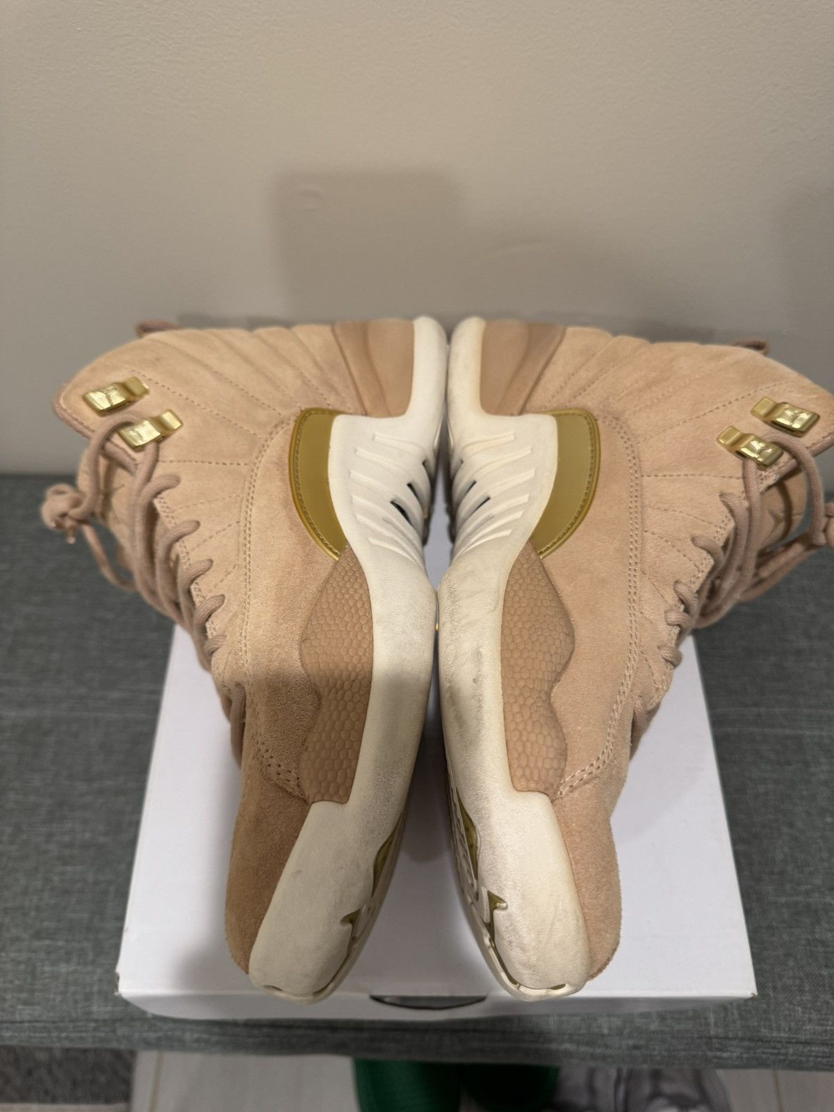 Jordan Brand Jordan Women’s Air Jordan 12 Retro Size 8.5 AO6068203 Size US 8.5 / IT 38.5 - 6 Thumbnail