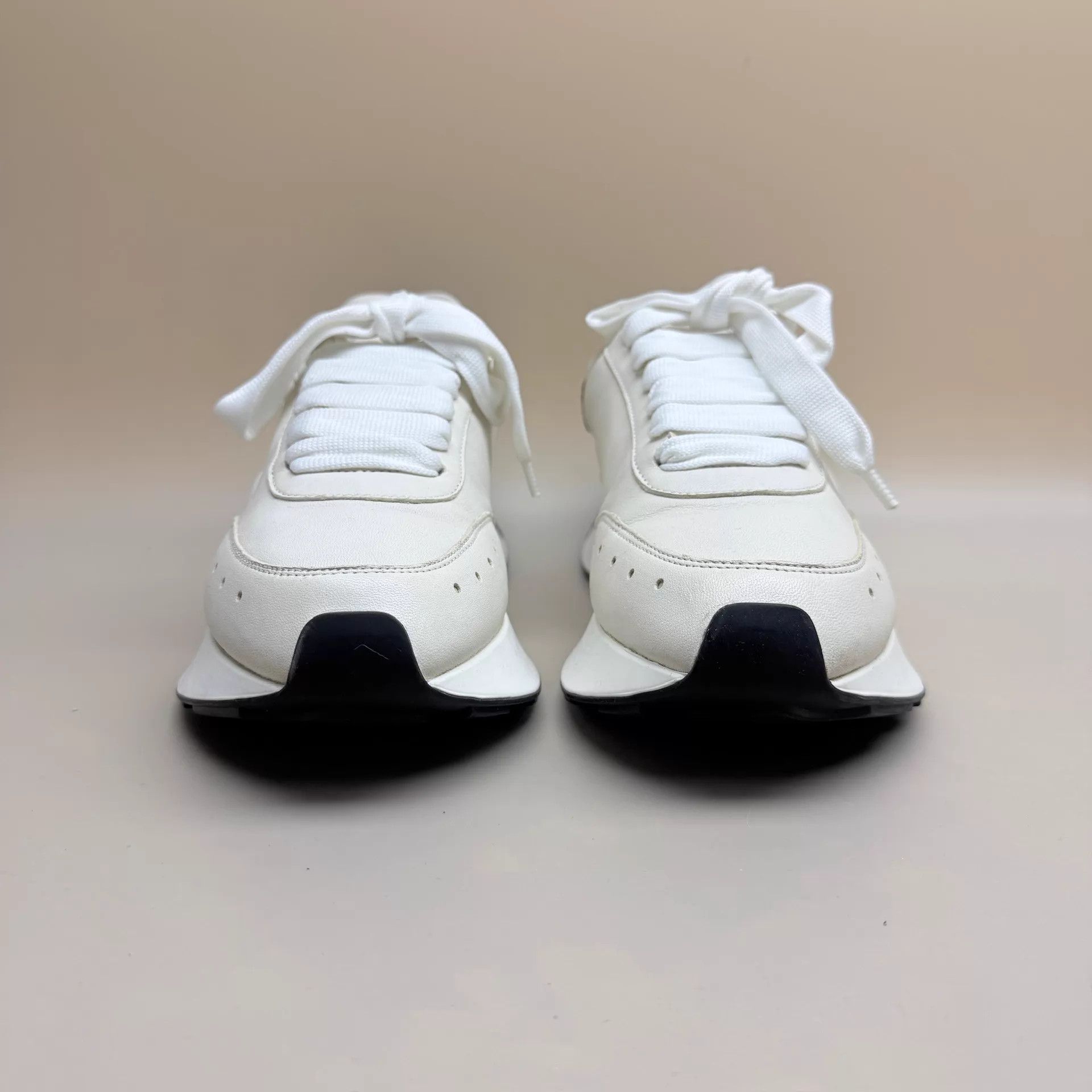 Alexander McQueen Alexander McQueen Sprint Runner Black White 35 Size US 4.5 / IT 34.5 - 2 Thumbnail