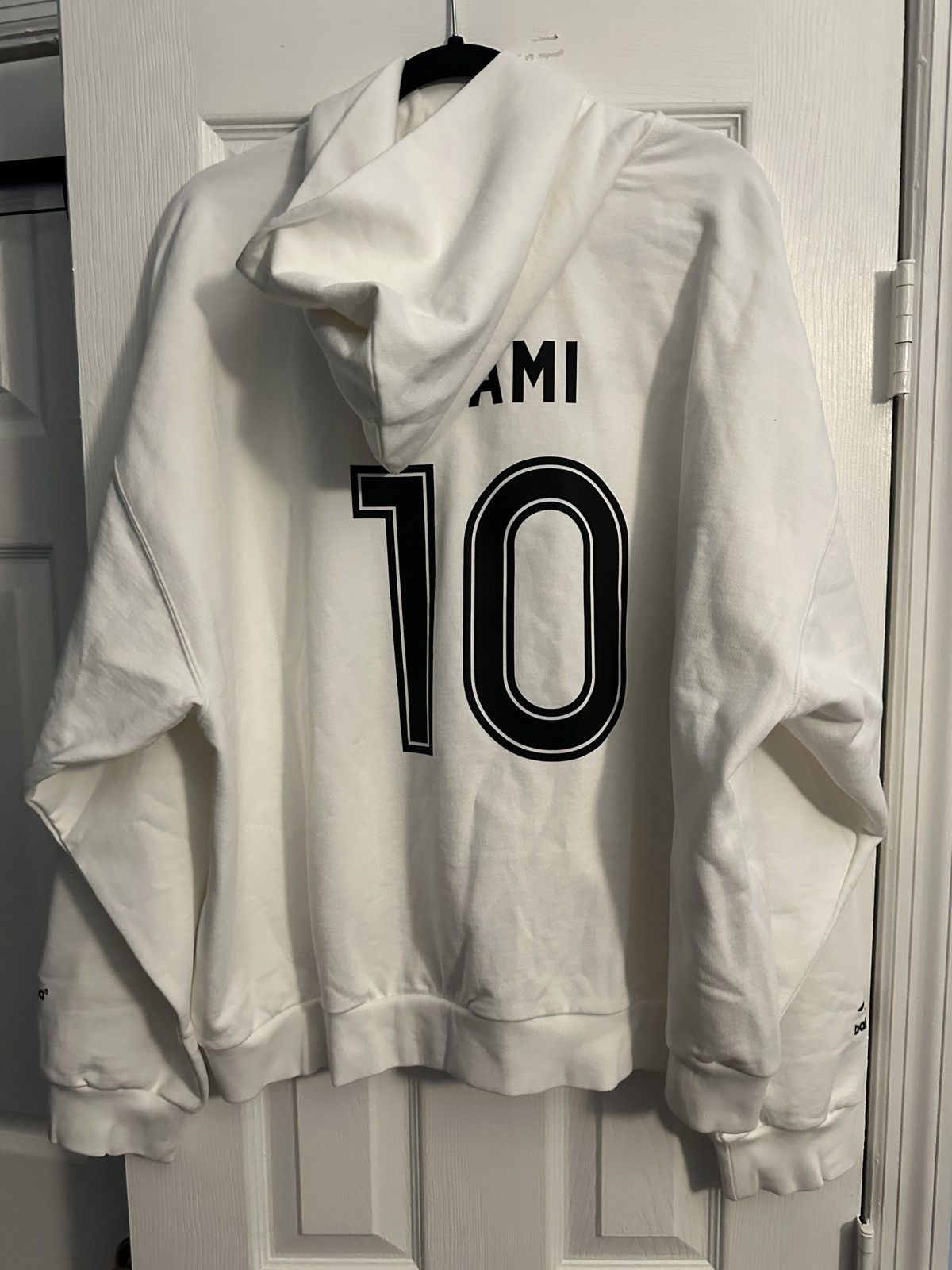 Balenciaga Balenciaga MIAMI EXCLUSIVE White Soccer Hoodie Size US L / EU 52-54 / 3 - 7 Thumbnail