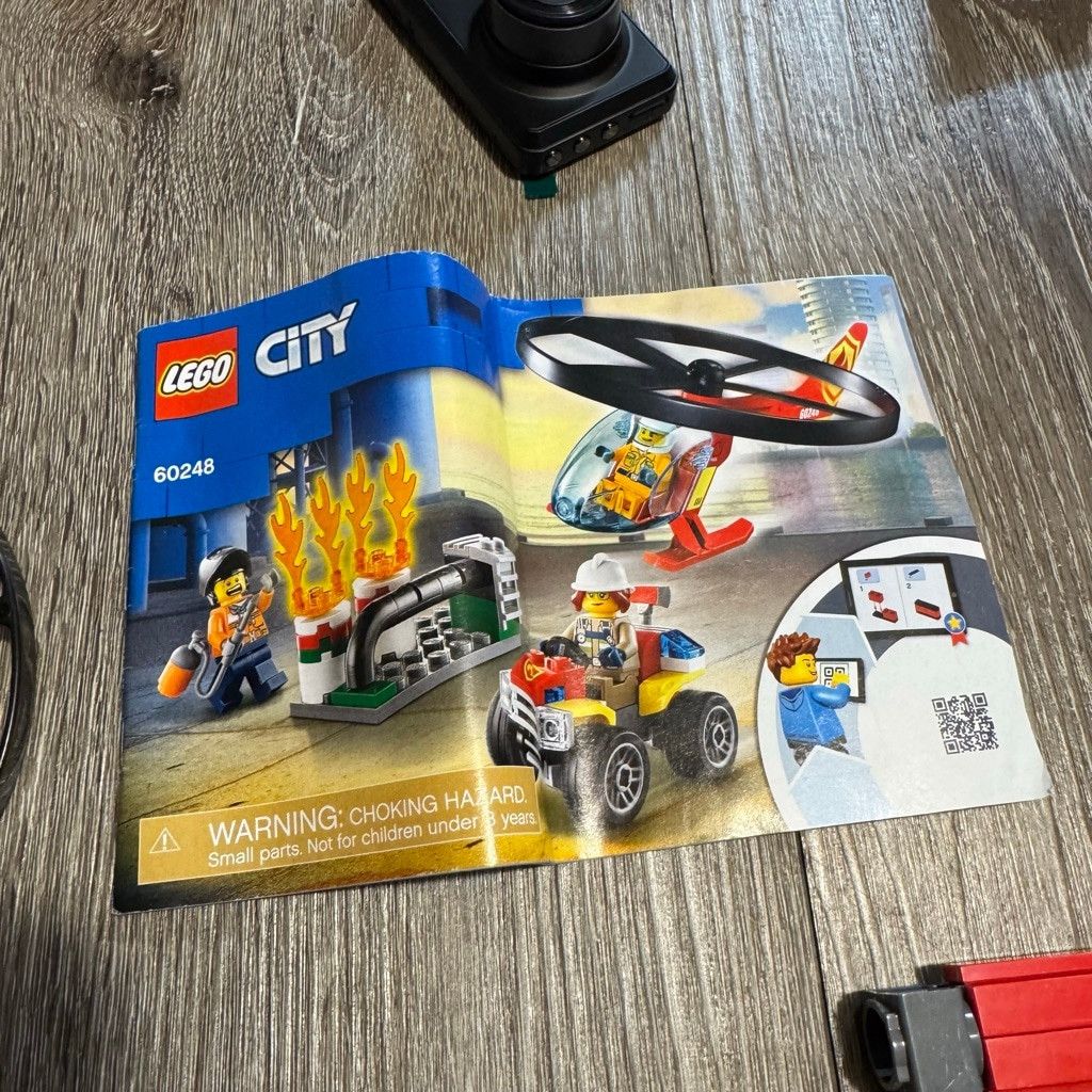 LEGO LEGO City Fire Helicopter Building Set Bundle Lot With Minif Size ONE SIZE - 6 Thumbnail
