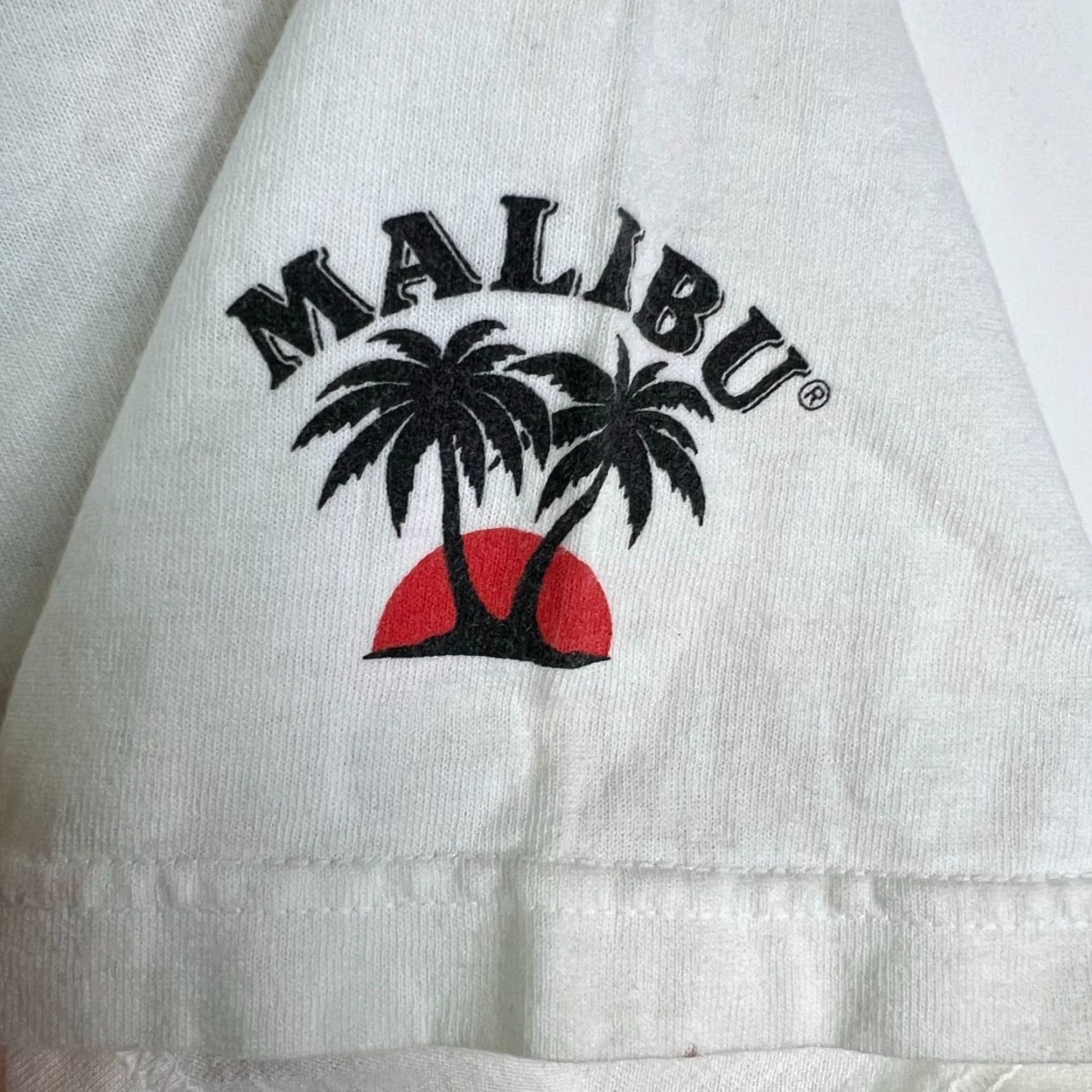 Vintage Malibu Graphic T-Shirt Adult Large White Beach Theme Mens Size US L / EU 52-54 / 3 - 6 Thumbnail