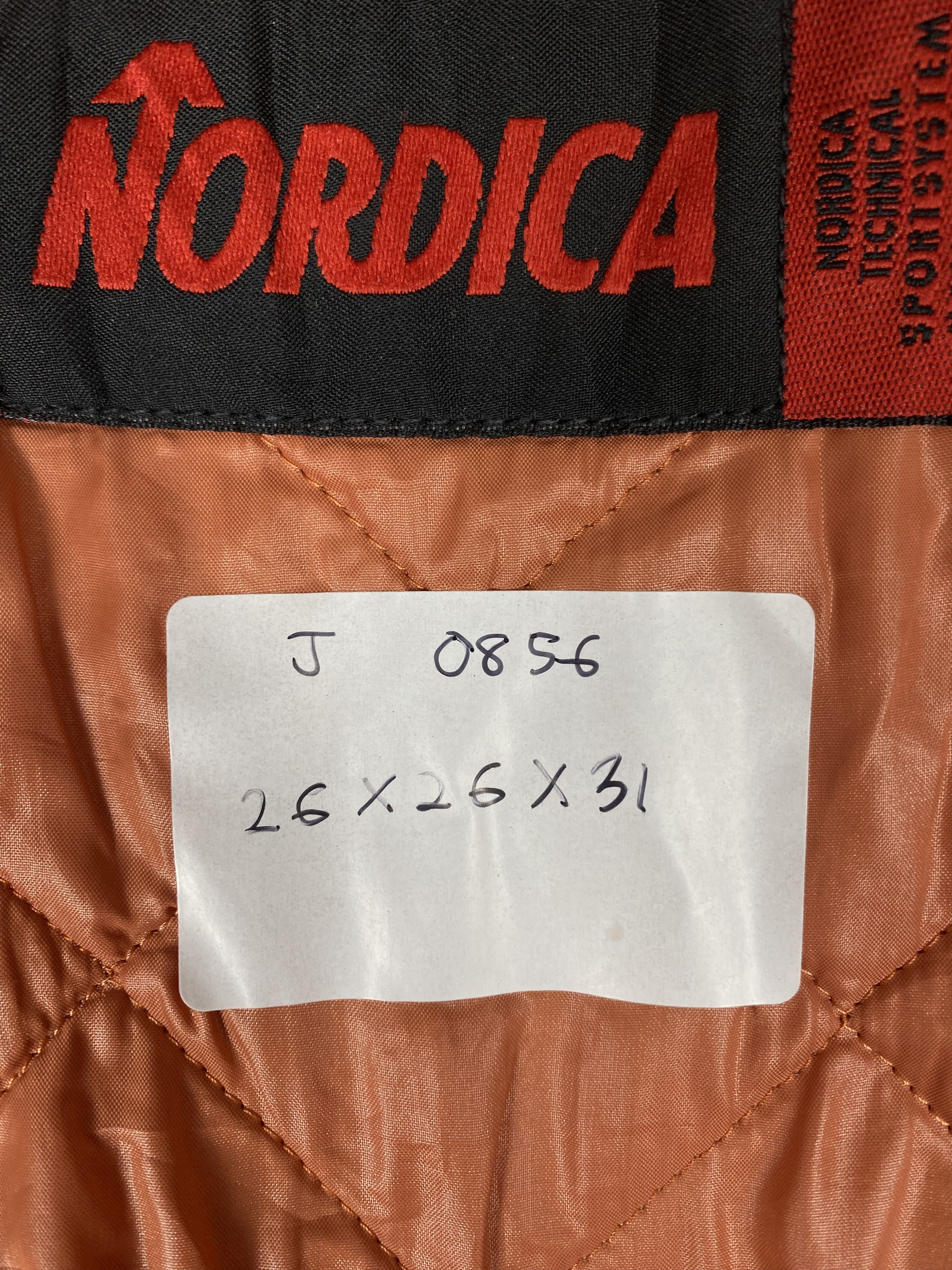 Vintage Vintage Nordica Quilted Lining Jacket DJ0856 Size US L / EU 52-54 / 3 - 10 Thumbnail