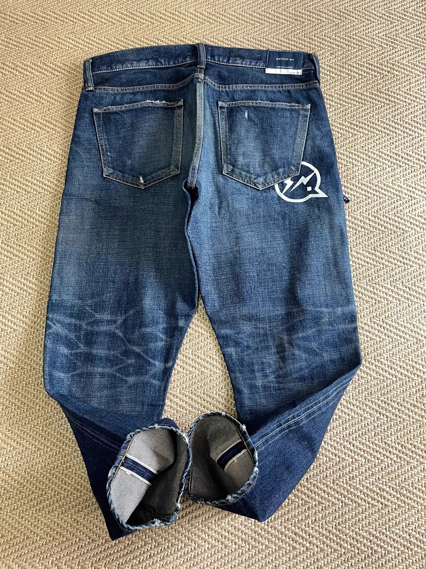 Vanquish DENIM BY VANQ x FRAG Lightning MiniDestWashed 9 Jeans W36 Size US 36 / EU 52 - 3 Thumbnail