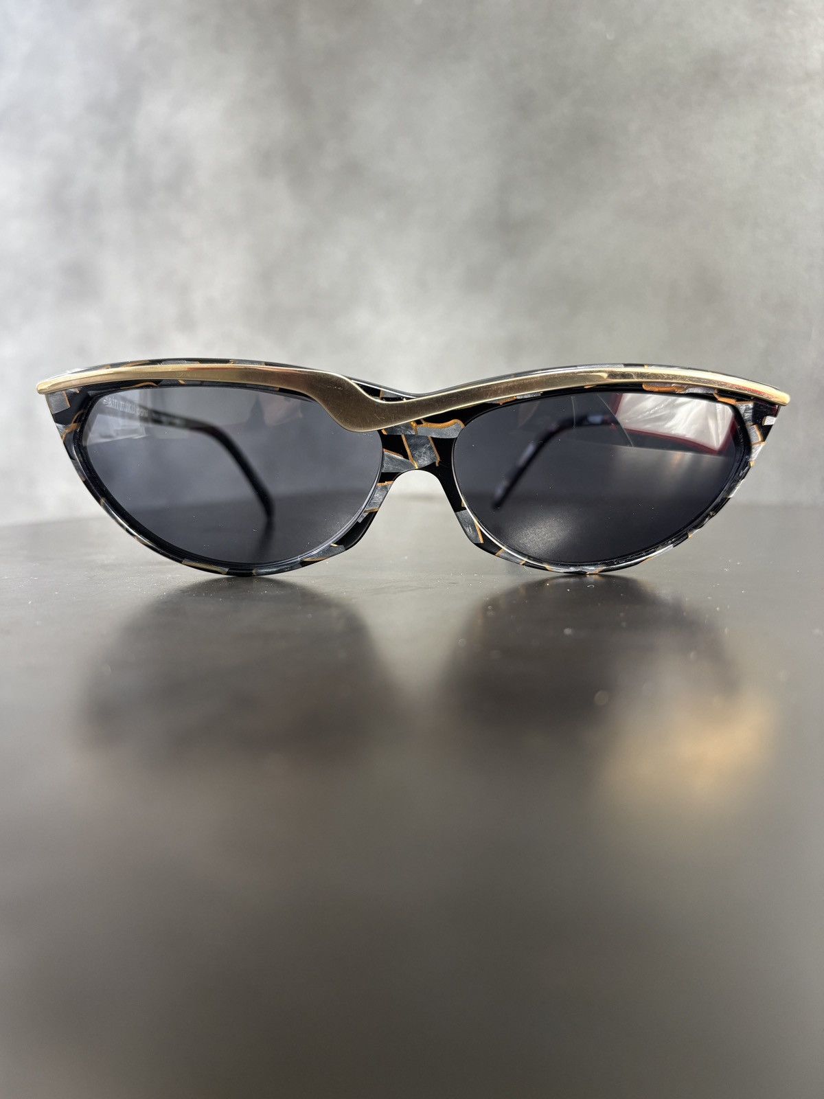 Alain Mikli × Vintage 1980s Alain Mikli Sunglasses Vintage Asymmetrical Marble 098 Size ONE SIZE - 7 Thumbnail