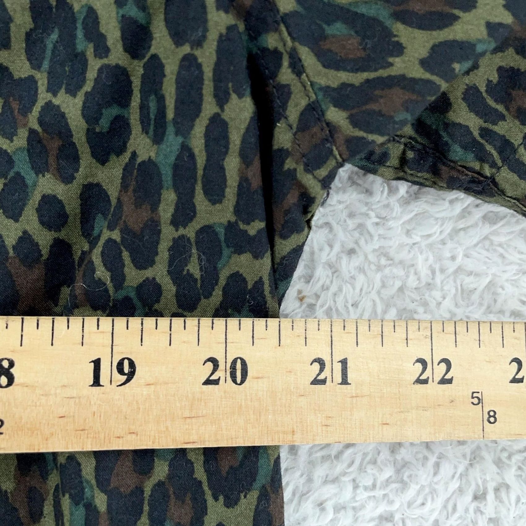 Levi's Levi's Casual Shirt Men L Camo Olive Leopard Short Sleeve Collared Button Up Shirt Size US L / EU 52-54 / 3 - 6 Thumbnail