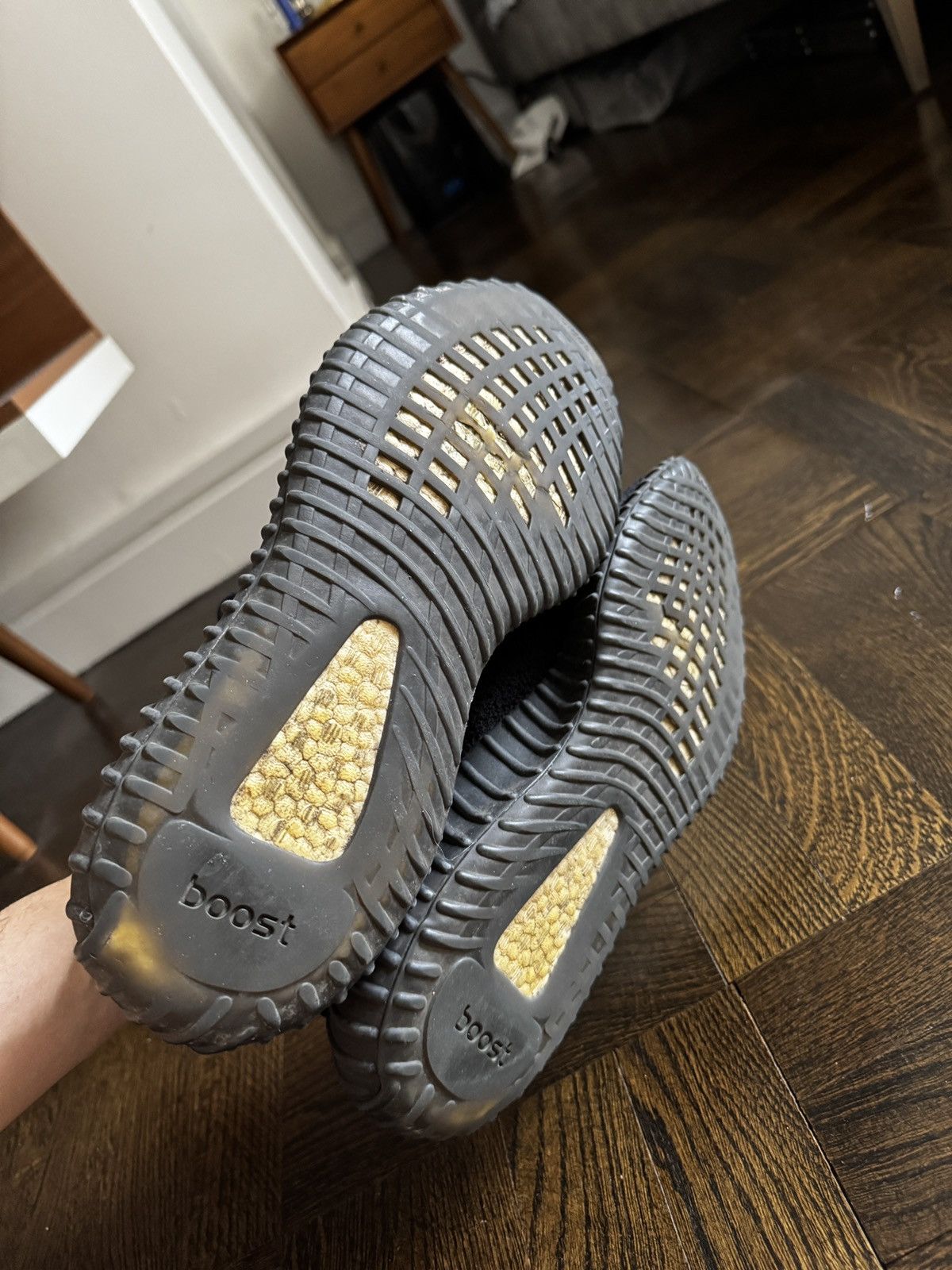 Yeezy Yeezy Boost 350 Black V2 Bred Size US 9.5 / EU 42-43 - 5 Thumbnail