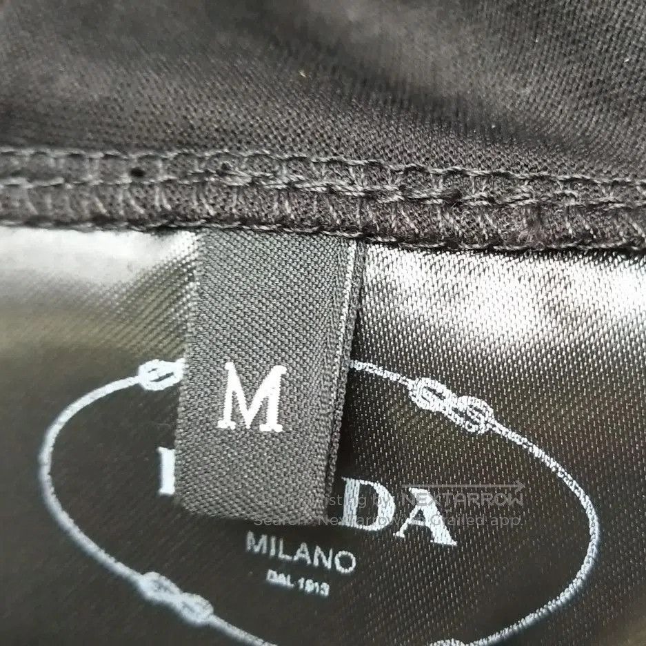 Prada Prada Black Cropped Long Sleeve T. Size M / US 6-8 / IT 42-44 - 5 Thumbnail