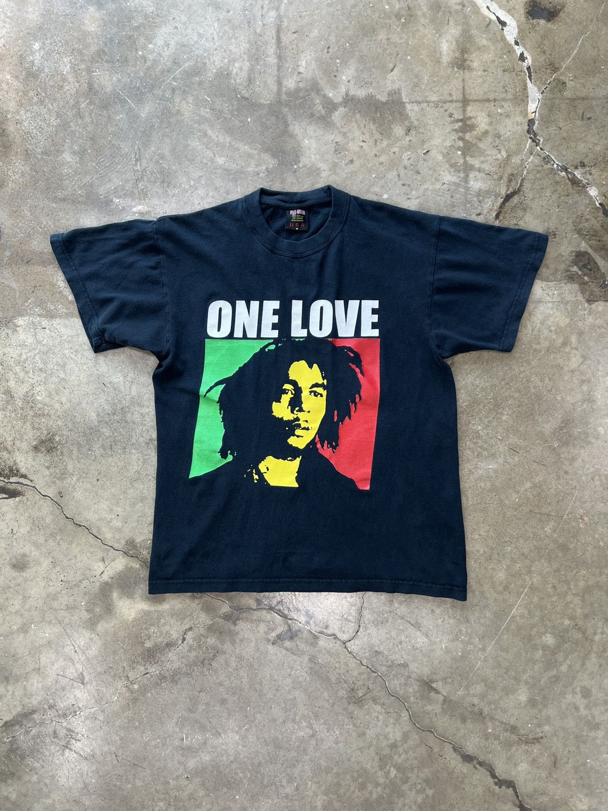 Band Tees × Vintage Vintage Bob Marley Pro Gear One Love Bob Marley Tee Medium Size US M / EU 48-50 / 2 - 2 Thumbnail