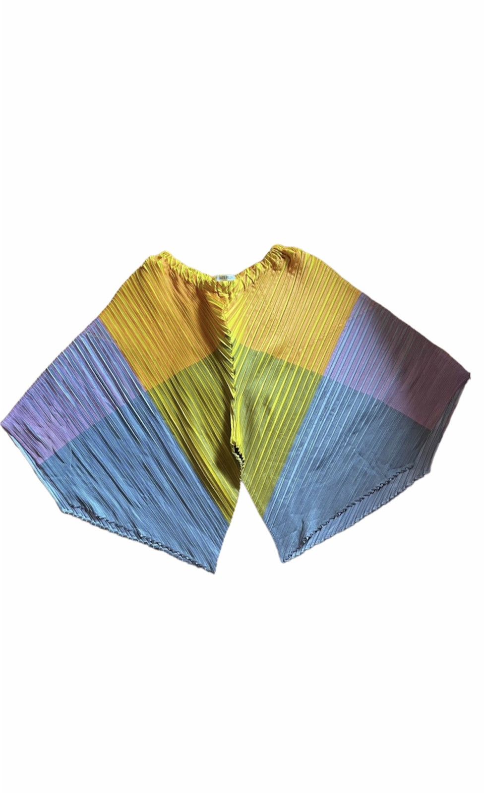 Issey Miyake × Japanese Brand × Pleats Please Issey Miyake 🔥Issey Miyake pleats please shorts Size US 30 / EU 46 - 1 Thumbnail