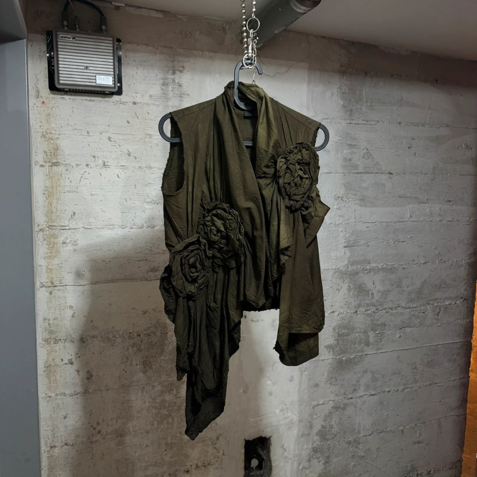 Comme des Garcons S/S 2003 Comme des Garçons rosette sculptural floral vest Size S / US 4 / IT 40 - 3 Thumbnail