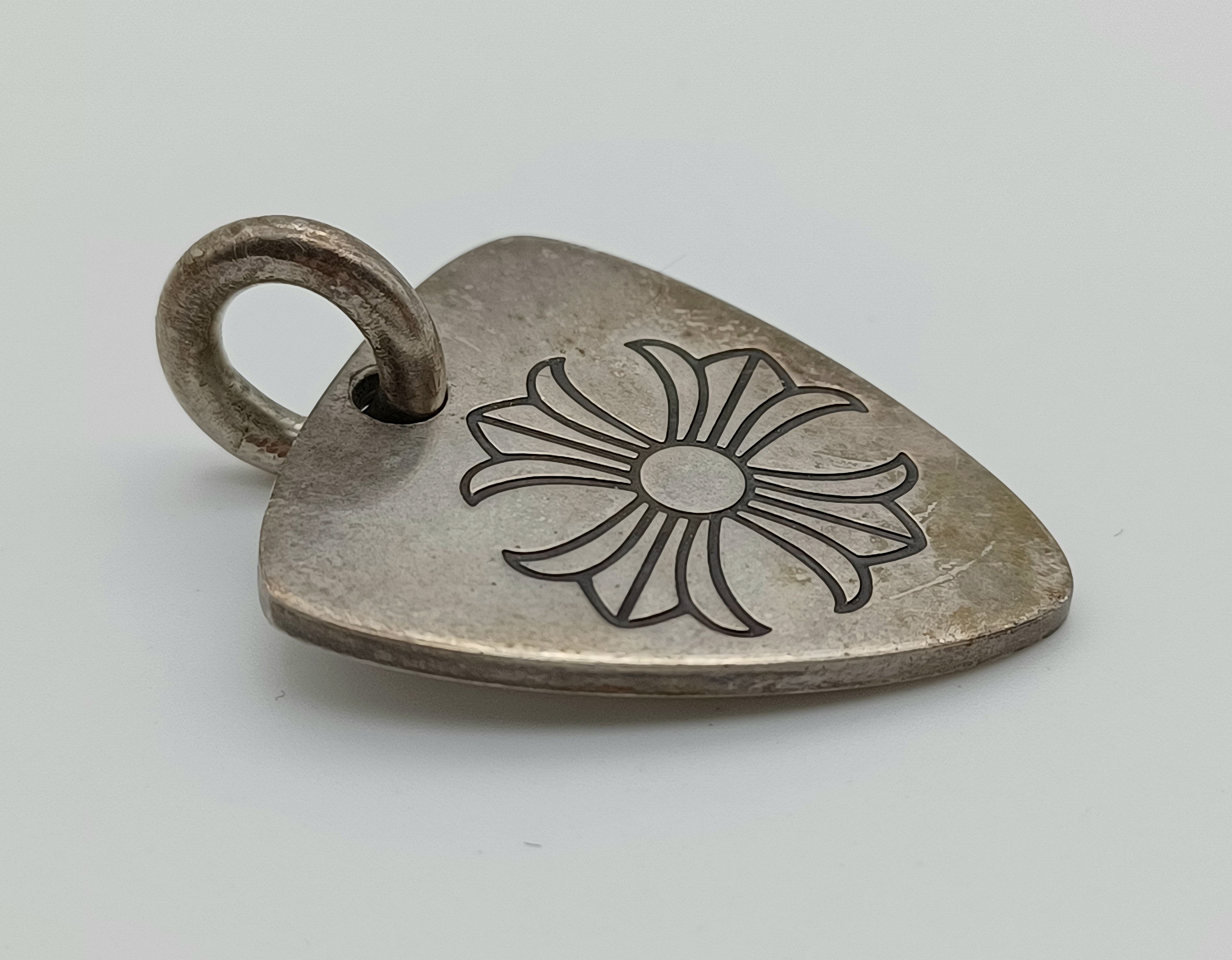 Chrome Hearts Chrome Hearts Gothic Plus Cross guitar pick dog tag *NEW* Size ONE SIZE - 4 Thumbnail