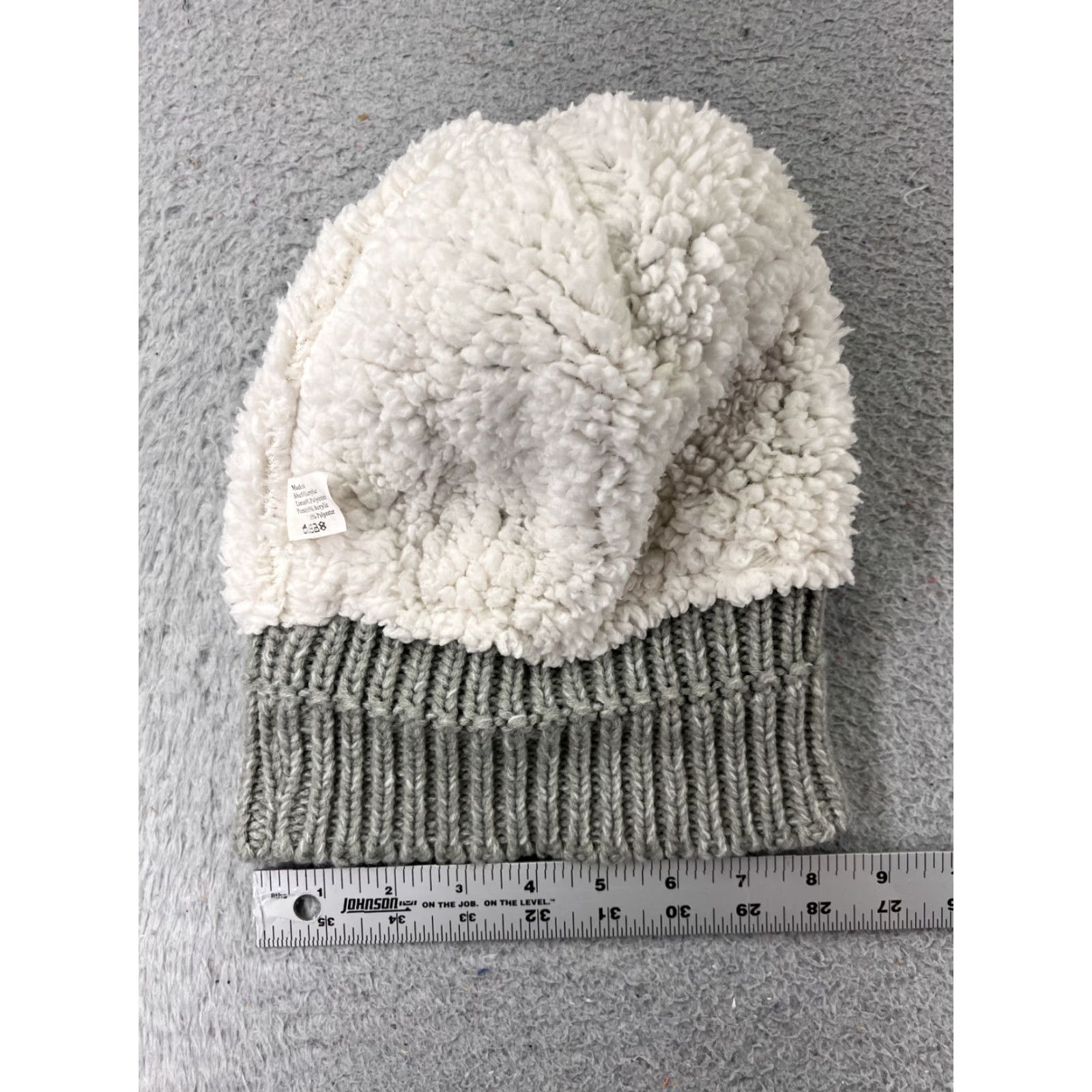 Vintage Beanie Hat Womens Gray Acrylic Polyester Lined Faux Fur Snow Ski Pom Beanie Hat Casual Outdoor Womens Size ONE SIZE - 6 Thumbnail