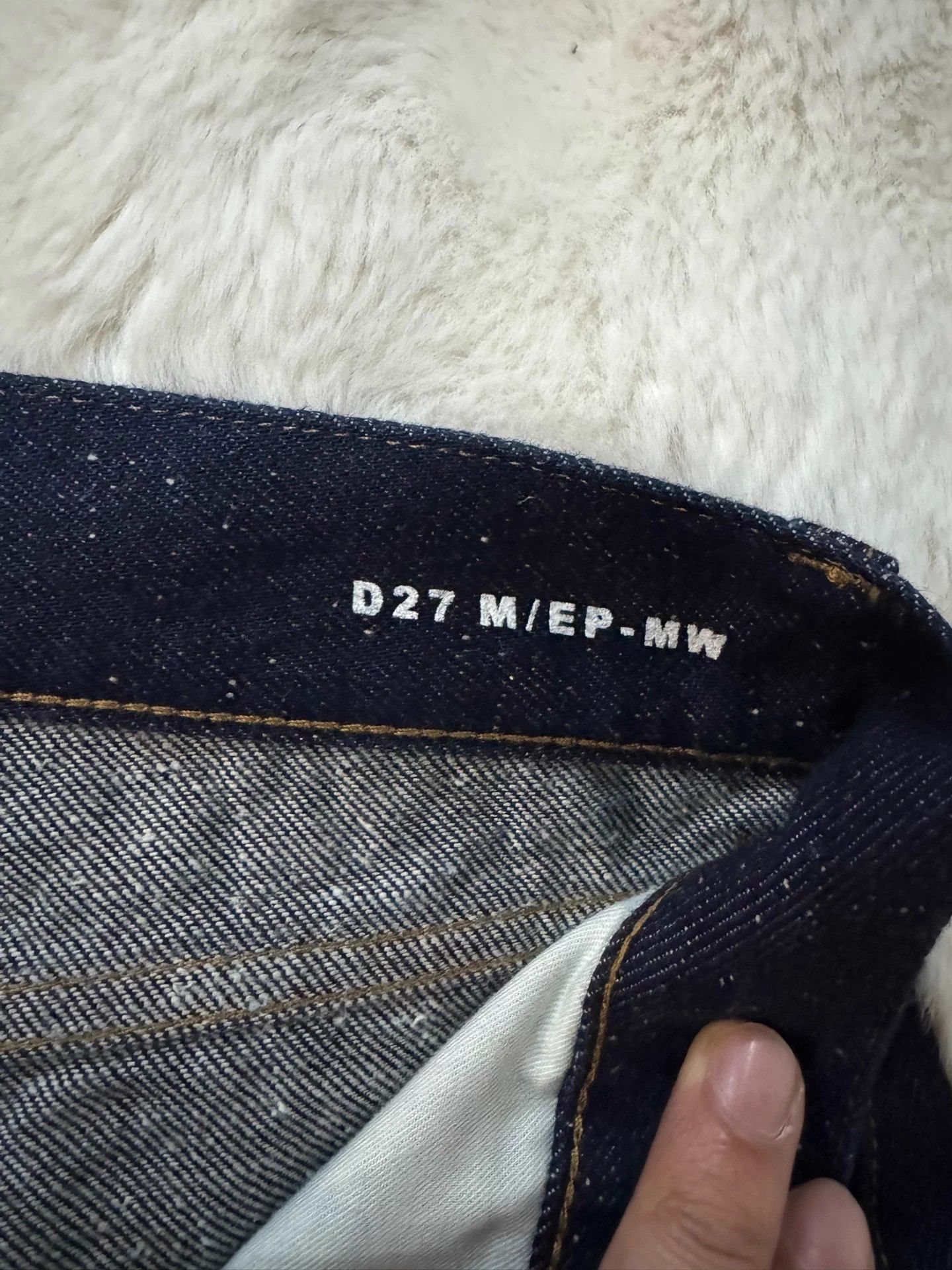 Yves Saint Laurent YSL Stellar Deep Blue Star Relaxed Straight 31/32 Jeans Size US 31 - 4 Thumbnail