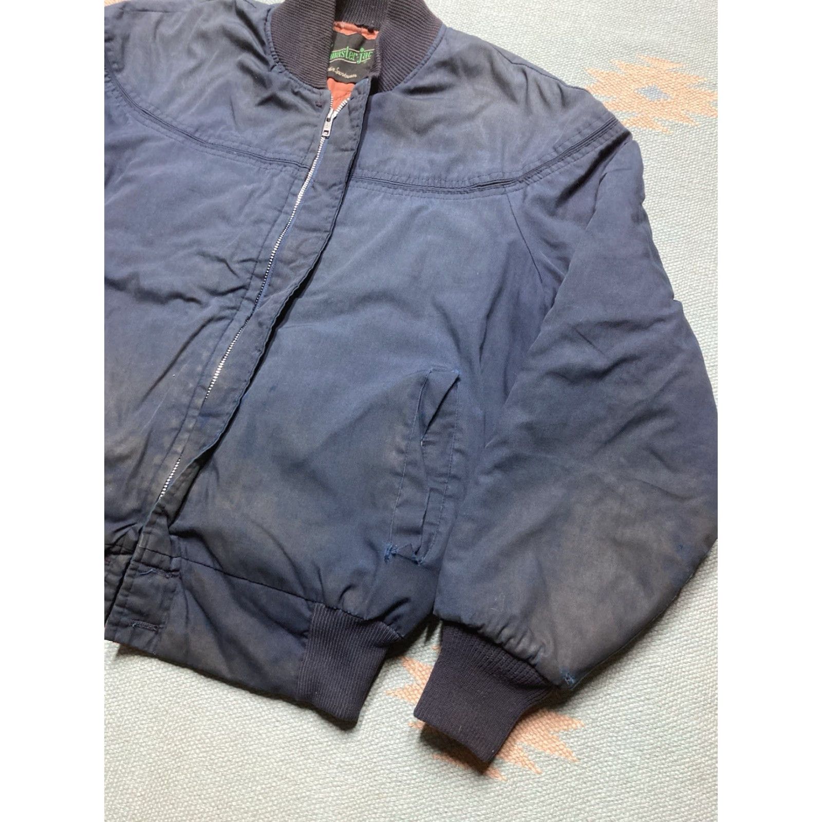 Vintage VINTAGE 70s 80s quilted bomber jacket master jac workwear blue 42 Large Distinctive Sportswear Jacket Mens Size US L / EU 52-54 / 3 - 5 Thumbnail