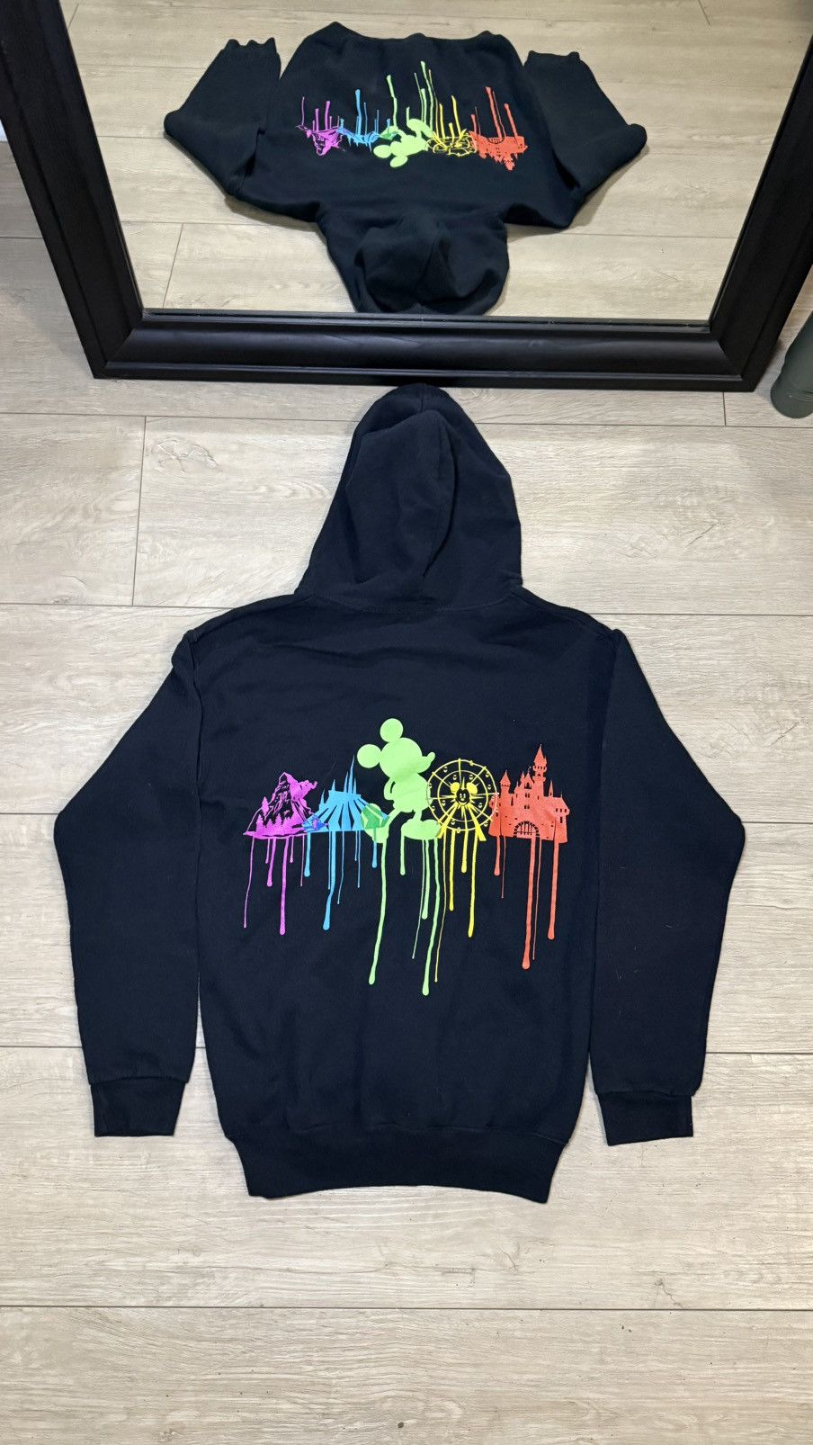 Disney Vintage / Y2K Disney Parks 4 Parks Neon Mickey Zip Up Hoodie Size L / US 10 / IT 46 - 1 Thumbnail