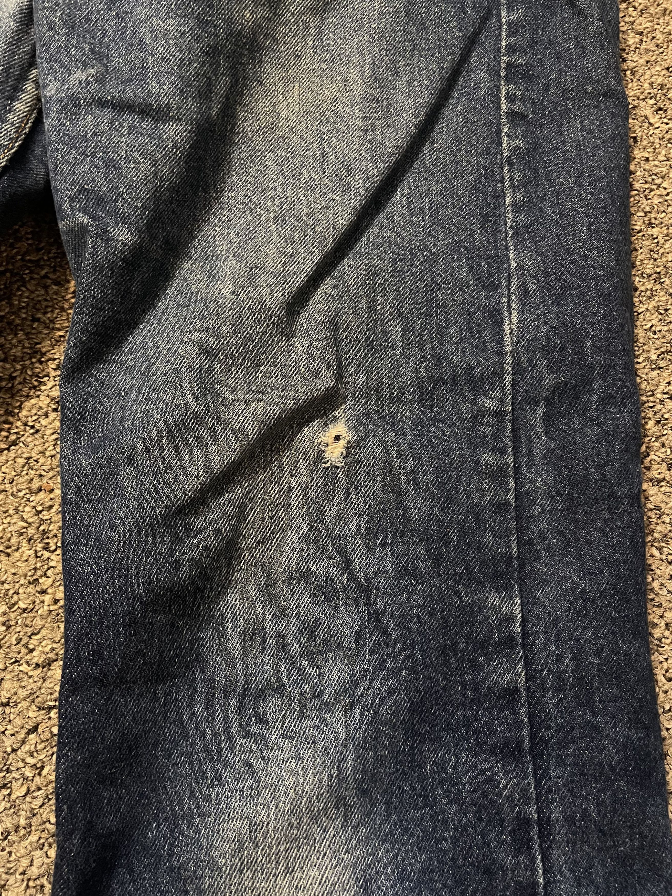 Levi's × Levi's Vintage Clothing × Vintage Levi's Vintage Distressed 505 Jeans Size US 34 / EU 50 - 2 Thumbnail