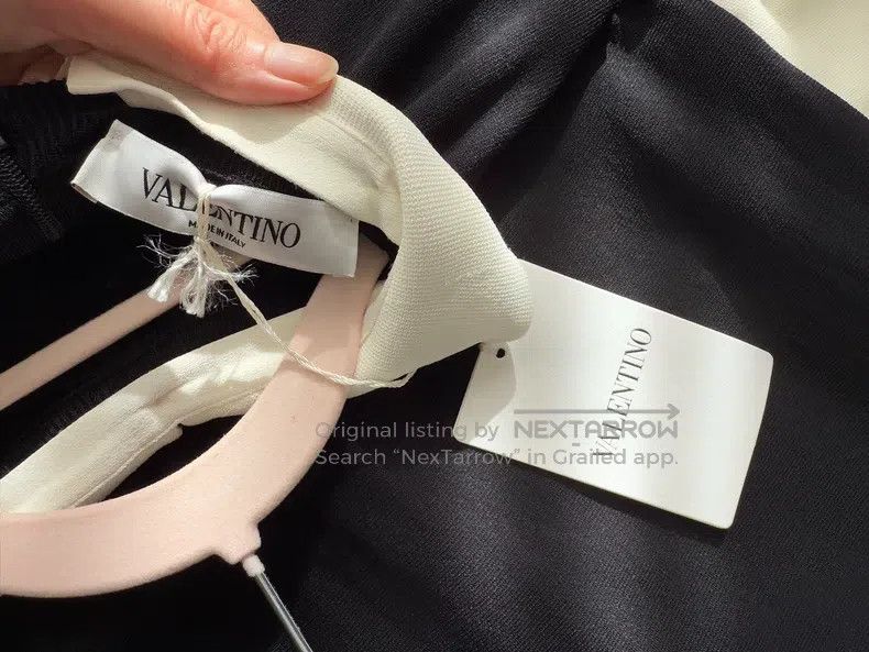 Valentino Valentino dress Size M / US 6-8 / IT 42-44 - 5 Thumbnail