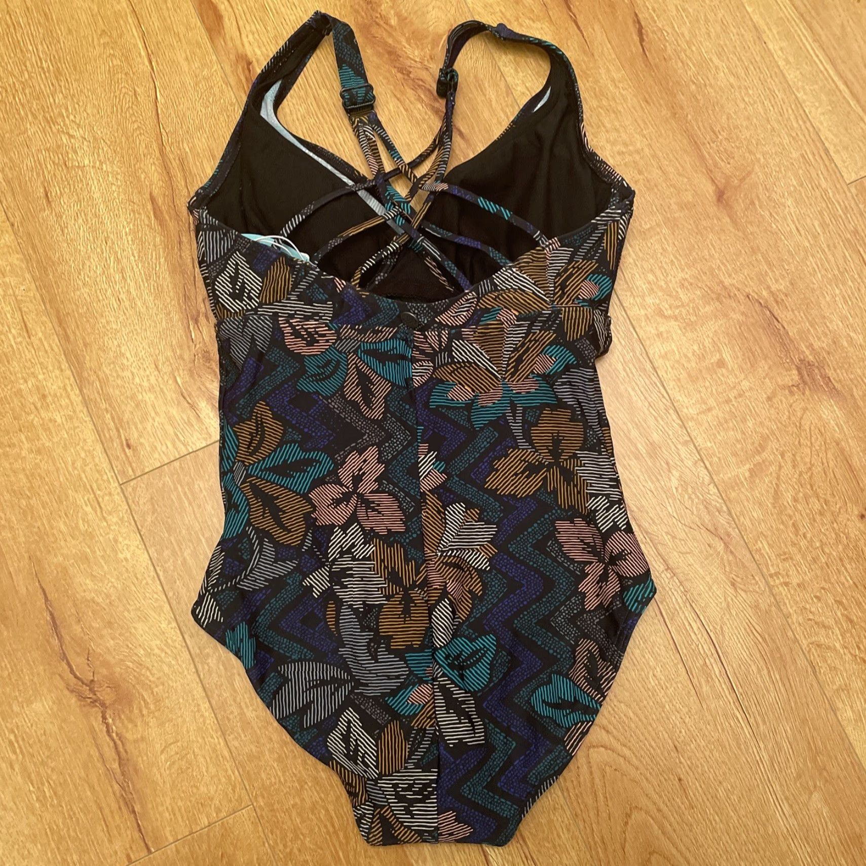 Prana Prana One Piece Swimsuit Women XS New Green Floral Bohemian NWT Strappy Size ONE SIZE - 6 Thumbnail