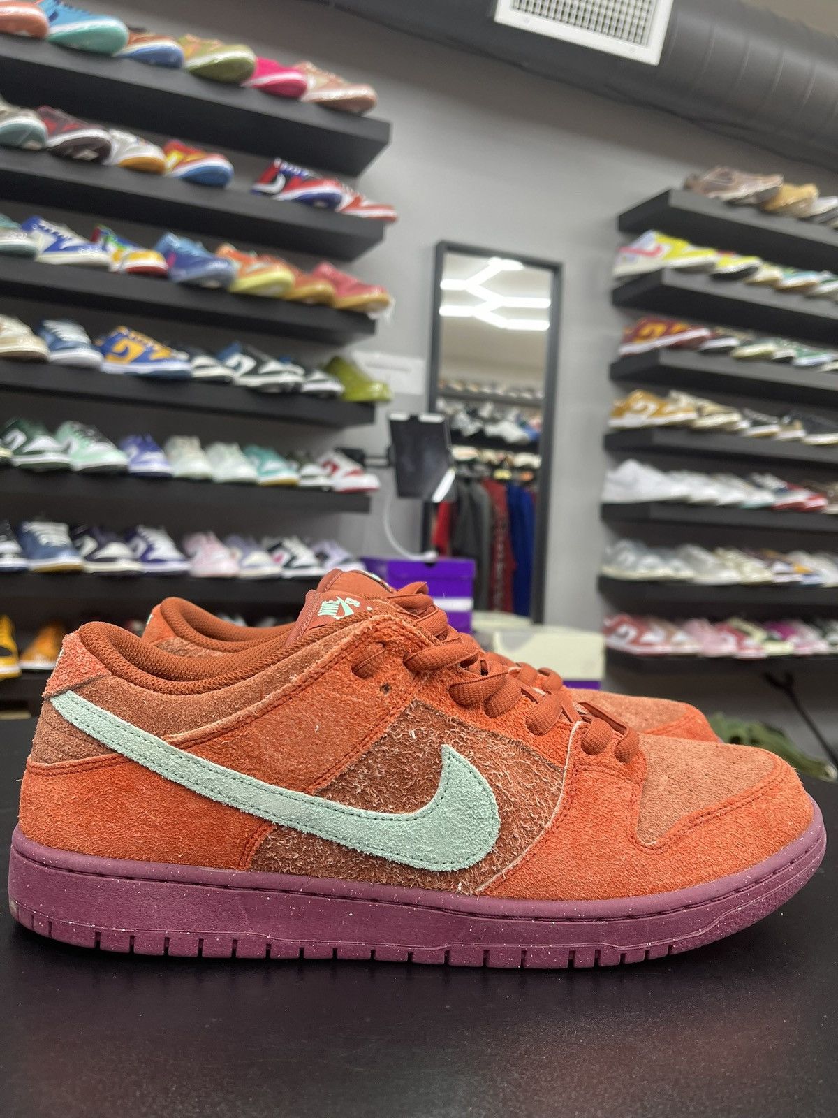 Nike Size 11.5 - Nike Dunk Low SB Mystic Rosewood Size US 11.5 / EU 44-45 - 3 Thumbnail