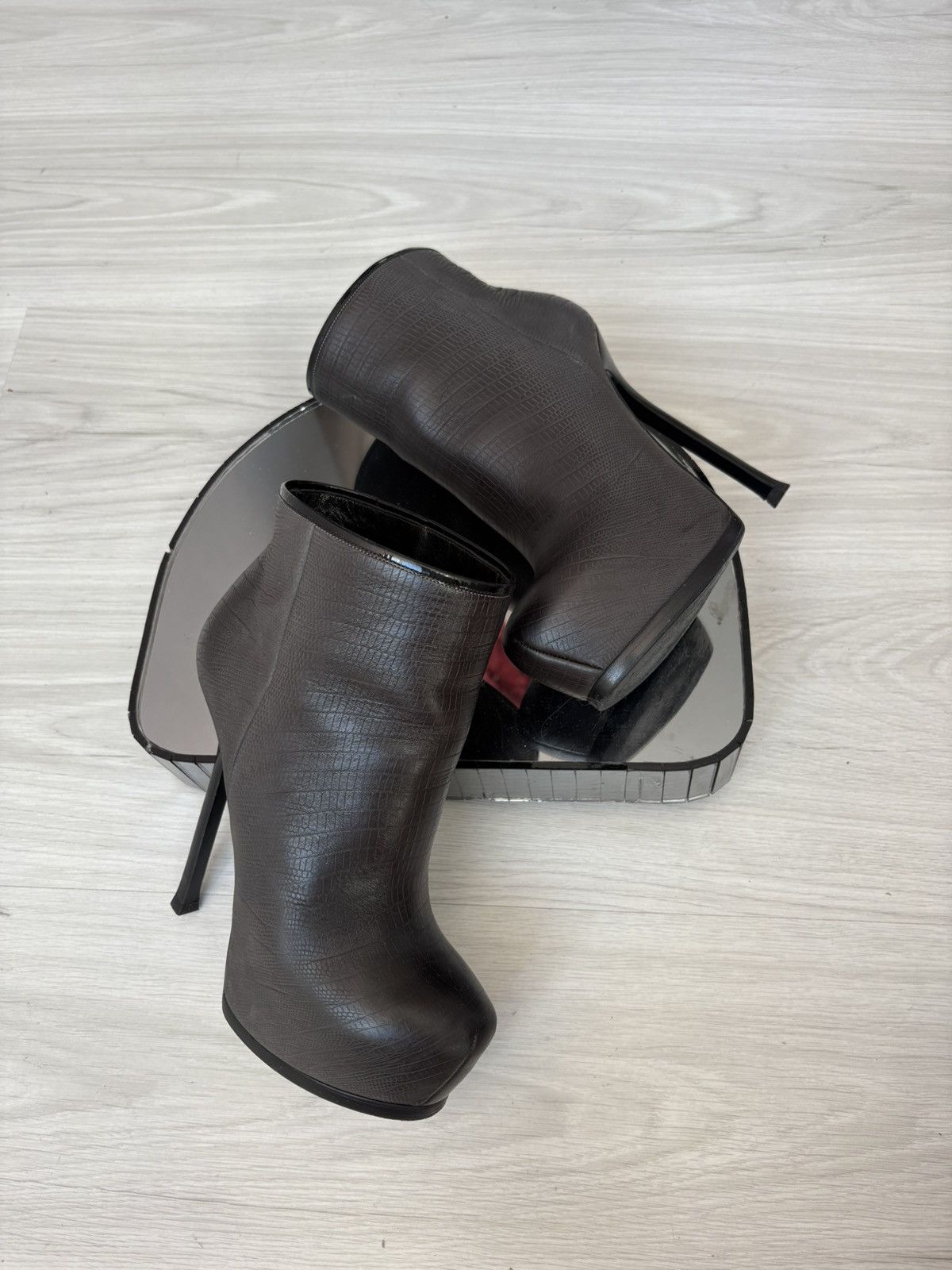 Yves Saint Laurent YSL Tribtoo boots Size US 6.5 / IT 36.5 - 7 Thumbnail