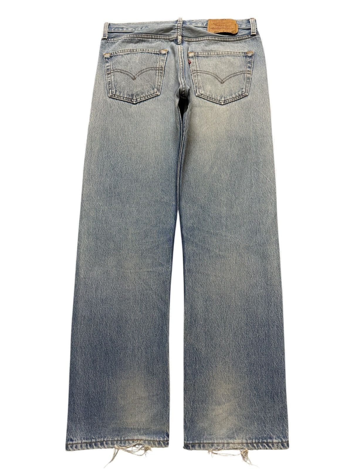 Levi's Vintage 90s Levis 501 Light Wash Faded Distress Straight Leg Size US 32 / EU 48 - 2 Thumbnail