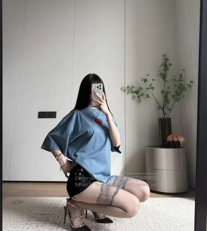 Balenciaga Balenciaga Haze blue distressed short-sleeve with letterin Size US S / EU 44-46 / 1 - 8 Thumbnail