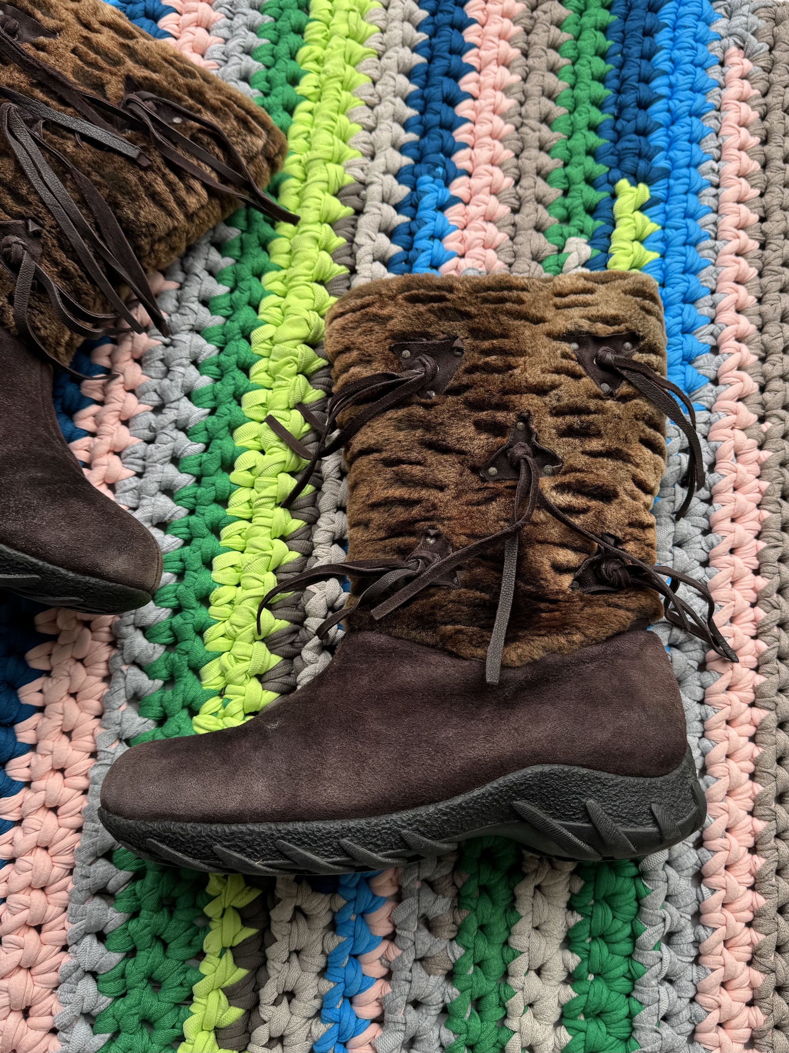Japanese Brand Y2K Suede Leather Boots With Sheepskin Details (ET1)(D15) Size US 7 / IT 37 - 3 Thumbnail
