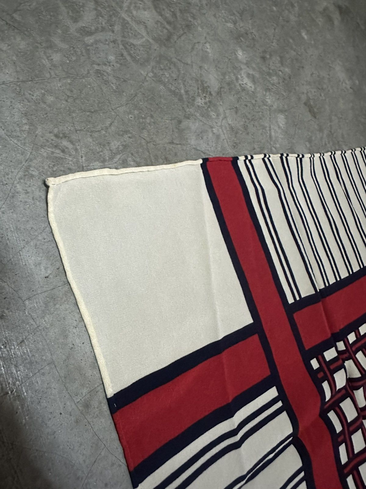 Designer × Vintage × Yves Saint Laurent Vintage YvesSaintLaurent Scarft Size ONE SIZE - 5 Thumbnail