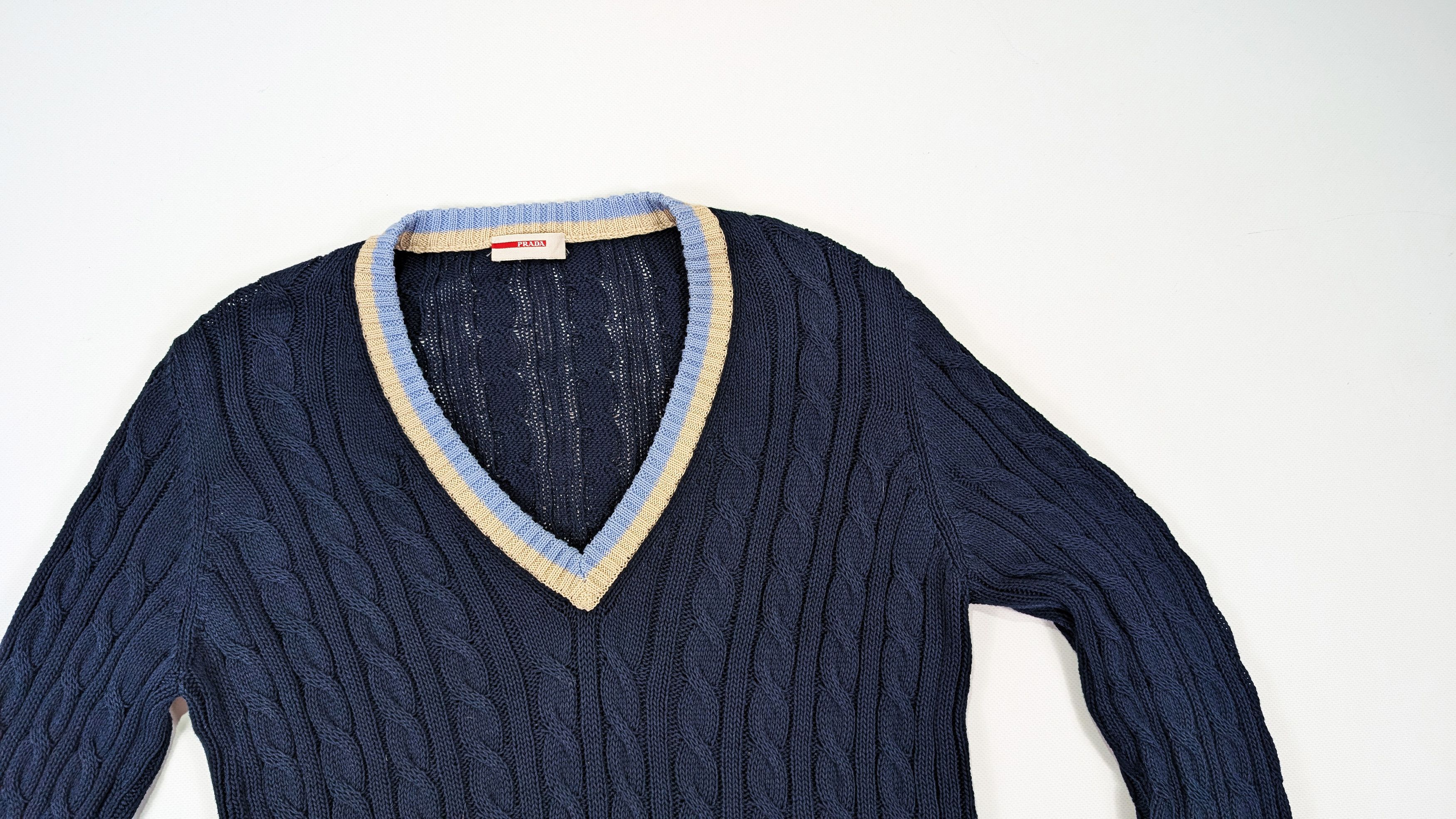 Prada Prada Black Tab Cable Knit V-Neck Cotton Pullover Size 52 Size US L / EU 52-54 / 3 - 2 Thumbnail