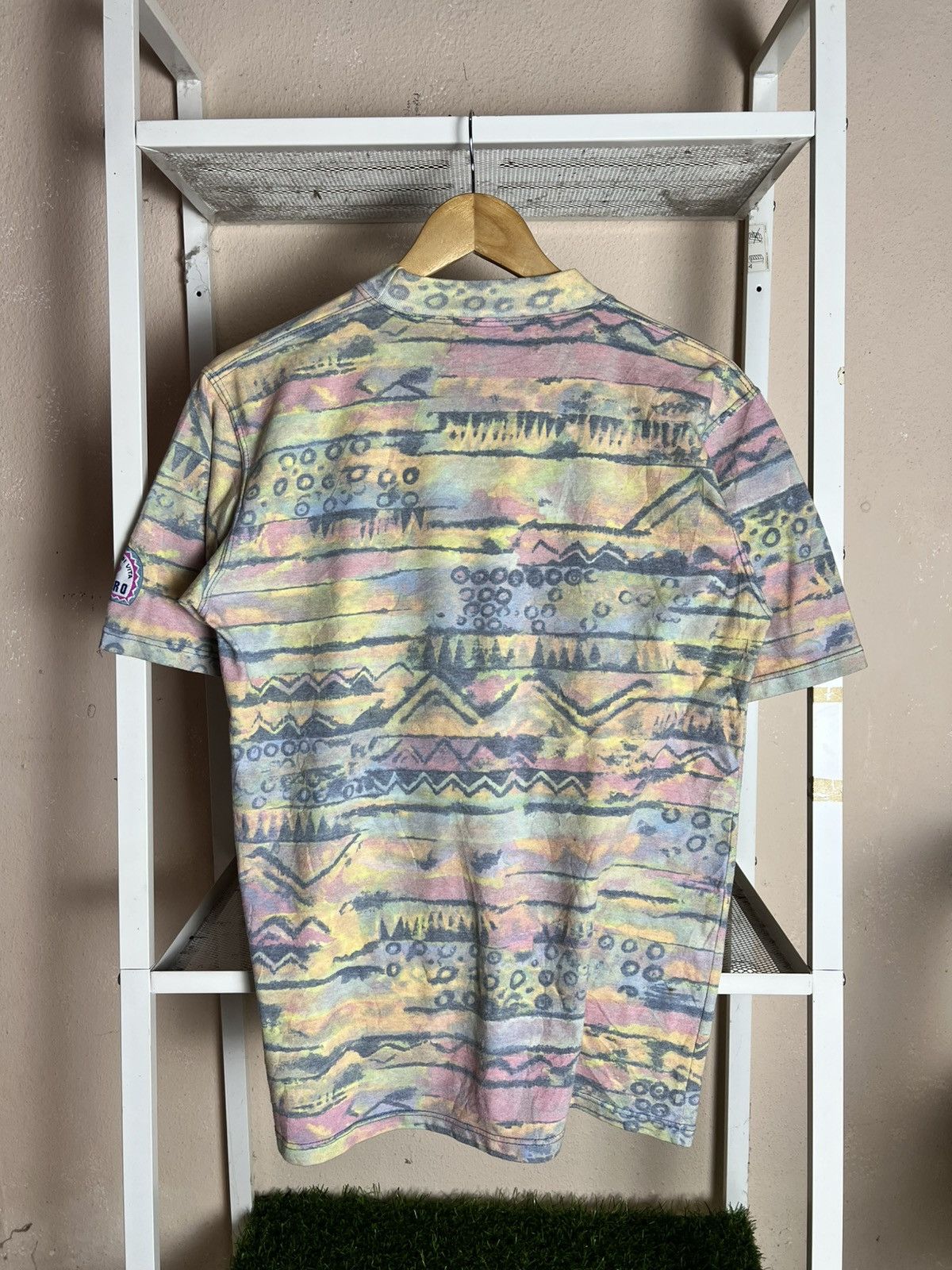Libero Rare 90s LIBERO Italian Abstract Pattern AOP T-Shirt Vintage Size US XS / EU 42 / 0 - 6 Thumbnail