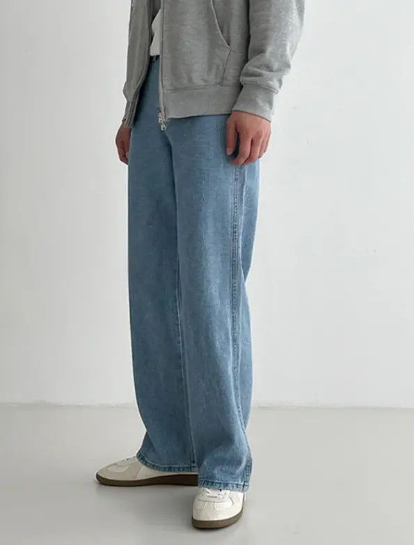 Japanese Brand Men's loose straight casual wide-leg versatile jeans Size US 32 / EU 48 - 3 Thumbnail