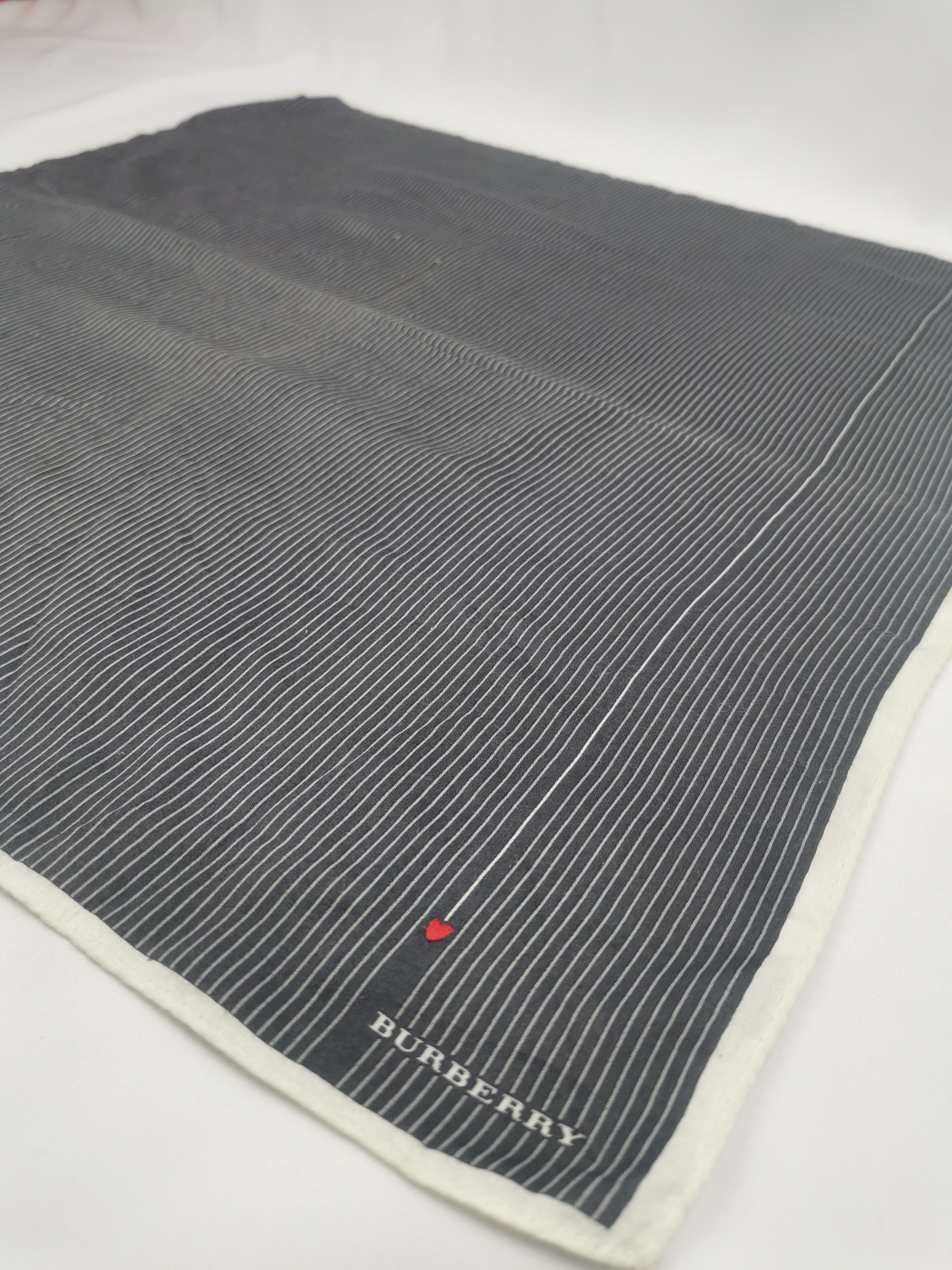 Burberry × Vintage Burberry handkerchief / bandana / neckerchief Size ONE SIZE - 3 Thumbnail