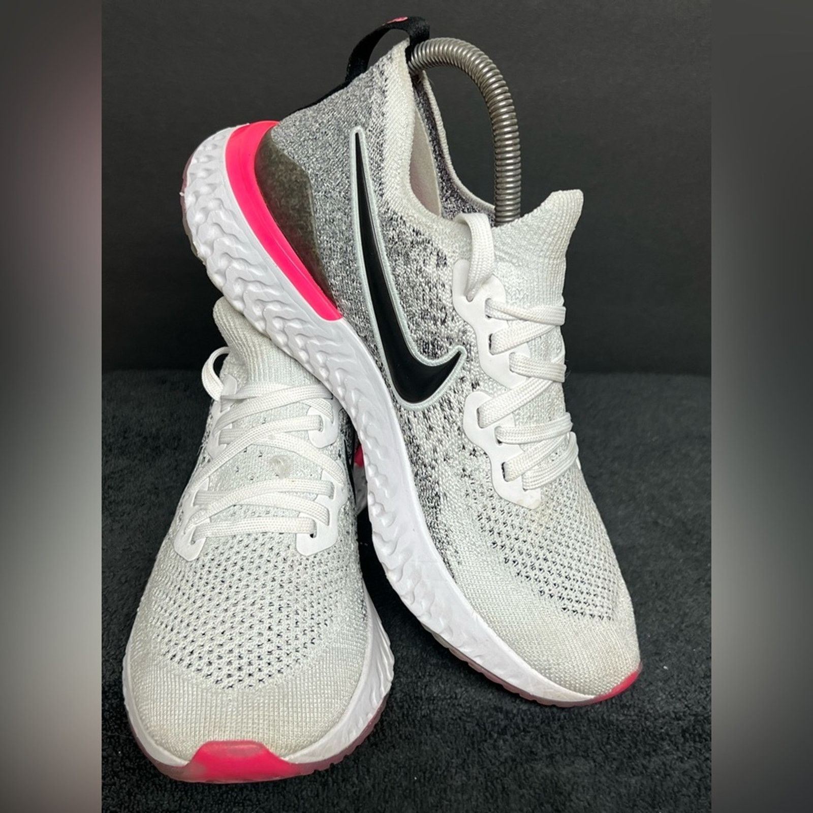 Nike Nike Epic React Flyknit 2 Women's Running Shoes White Oreo Size US 8 / IT 38 - 3 Thumbnail