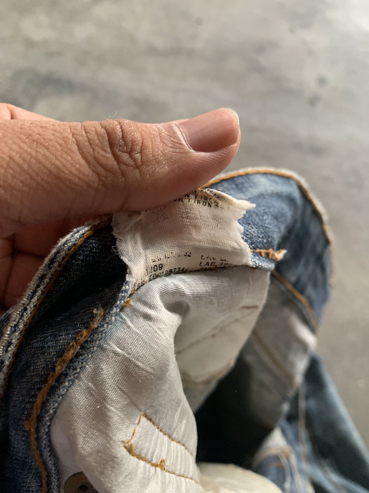 Designer × Diesel distressed loose diesel industry jeans Size US 37 - 10 Thumbnail