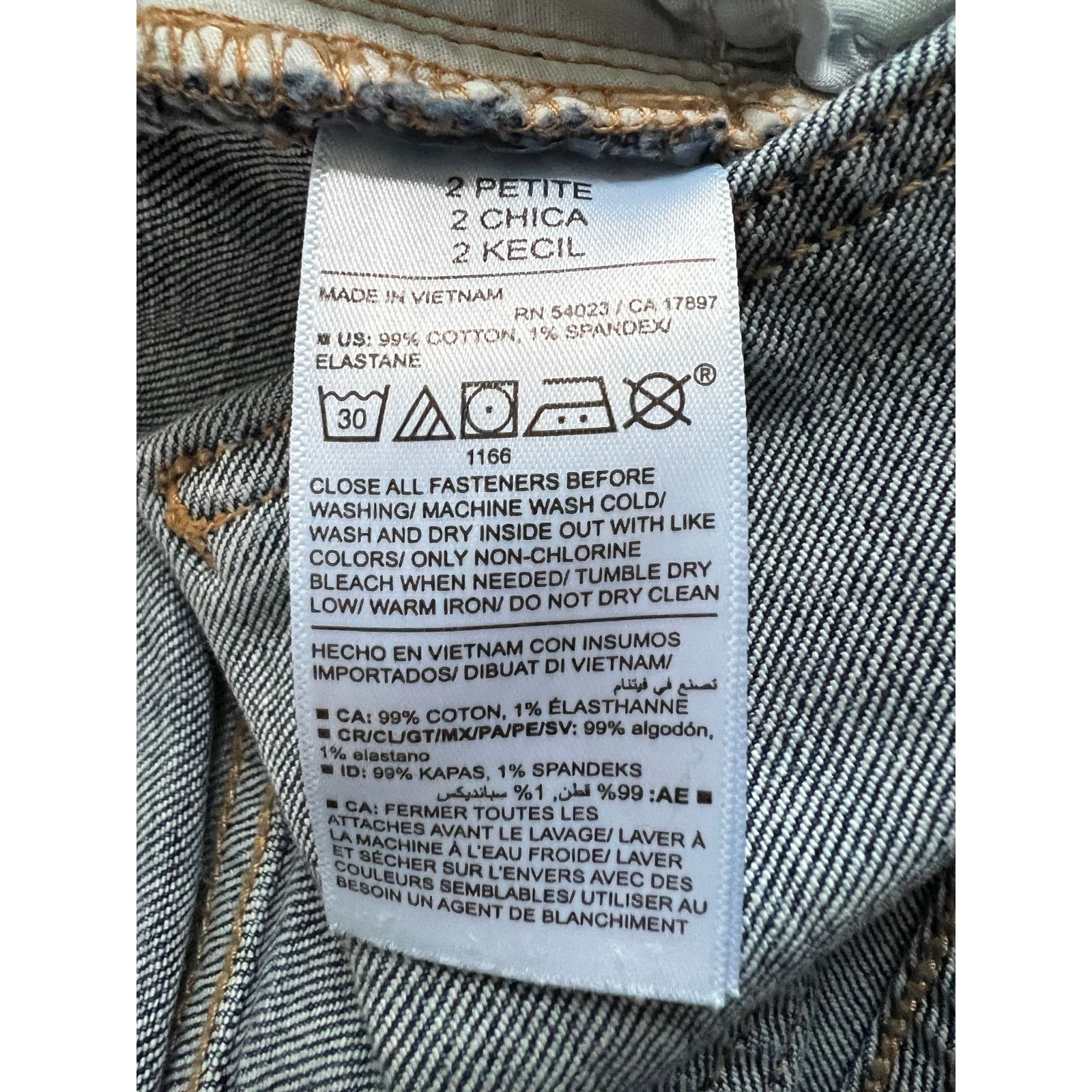 Old Navy Old Navy Midrise Boyfriend Jeans Size 2 Petite Size 26" / US 2 / IT 38 - 8 Thumbnail