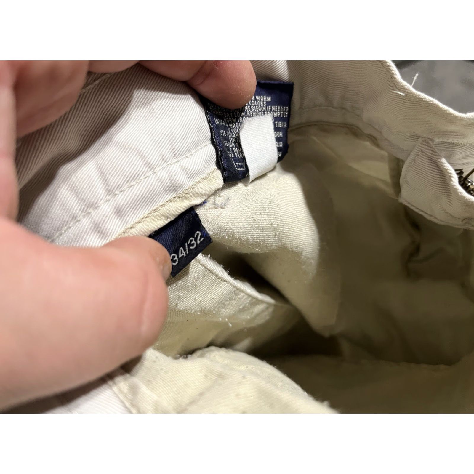 Izod VINTAGE IZOD Pants Mens 34x32 Khaki Classic Fit Beige Chino Pleated Front Pockets Logo Cotton Straight Size US 34 / EU 50 - 6 Thumbnail