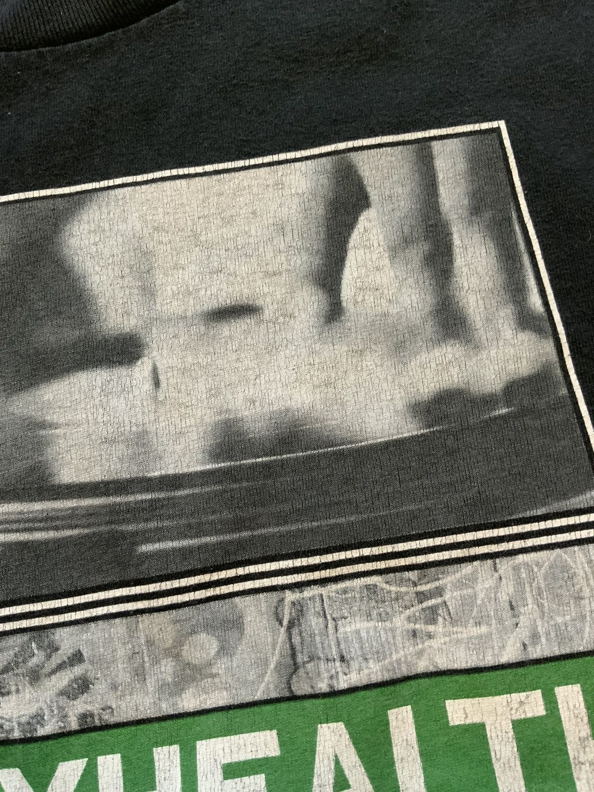 Mighty Healthy Mighty Healthy DJ Vinyl Graffiti Skateboard T-Shirt Size US L / EU 52-54 / 3 - 8 Thumbnail