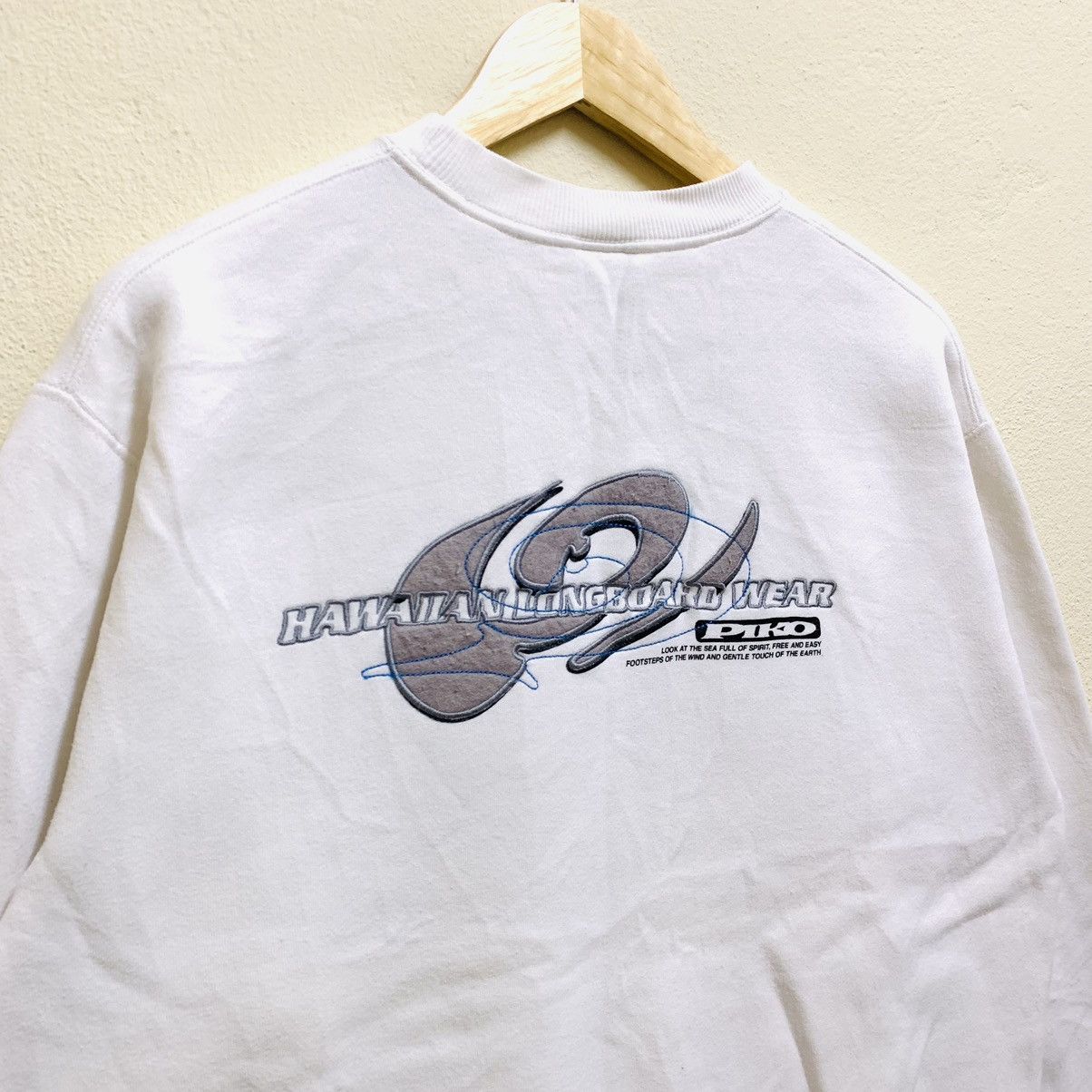 Vintage Vintage PIKO HAWAIIAN LONGBOARD WEAR Embroidery Sweatshirt Size US L / EU 52-54 / 3 - 3 Thumbnail