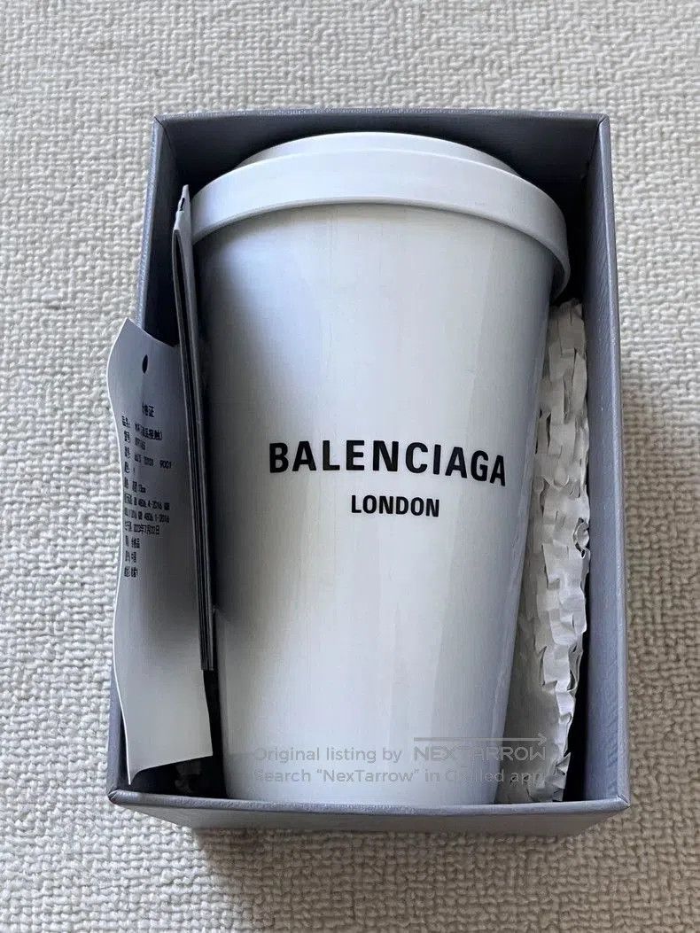 Balenciaga balenciaga limited edition london mug . Size ONE SIZE - 2 Thumbnail