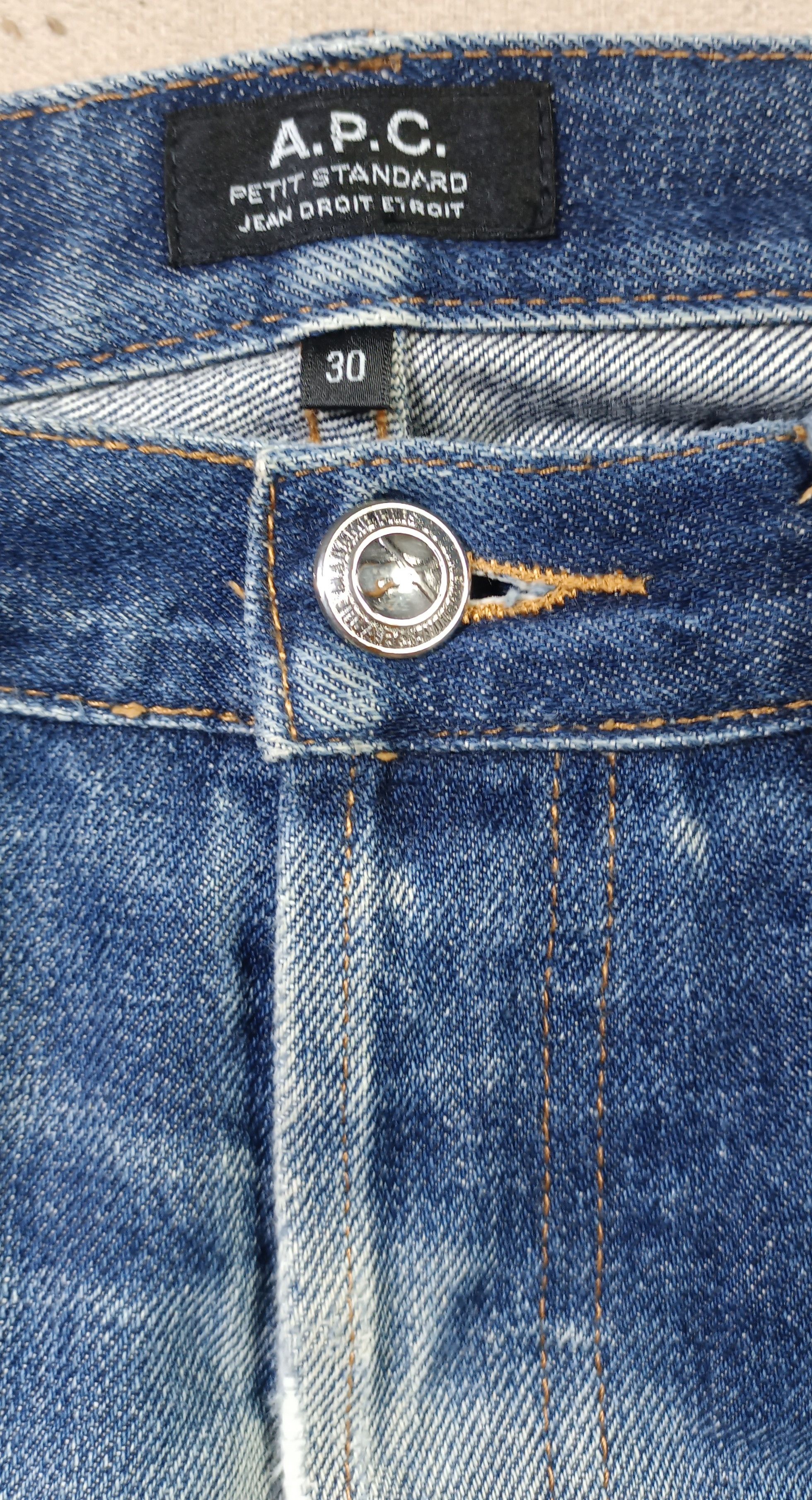 A.P.C. A.P.C Jean Droit Etroit Full Selvedge Distressed Jeans Size US 32 / EU 48 - 14 Thumbnail