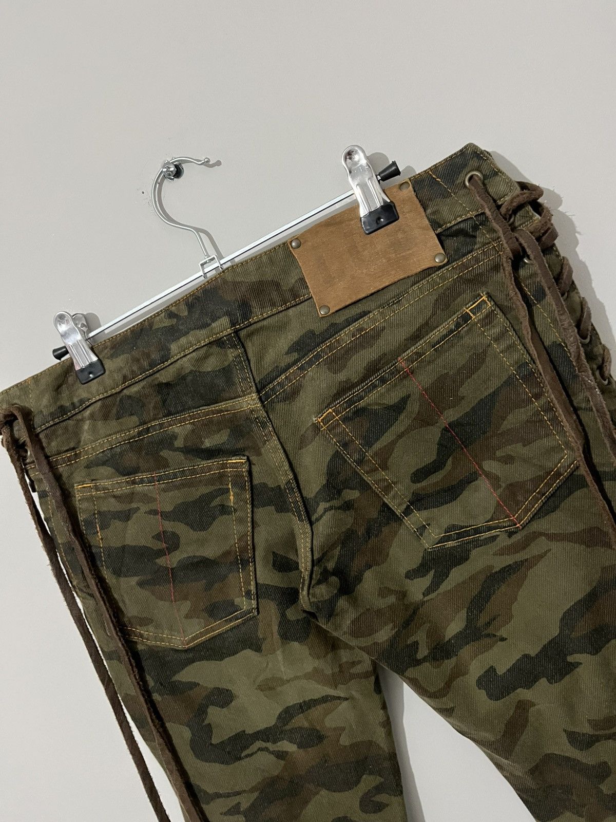 Le Grande Bleu (L.G.B.) LGB camo bell bottom jeans. ID:Rico/como Size US 28 / EU 44 - 5 Thumbnail