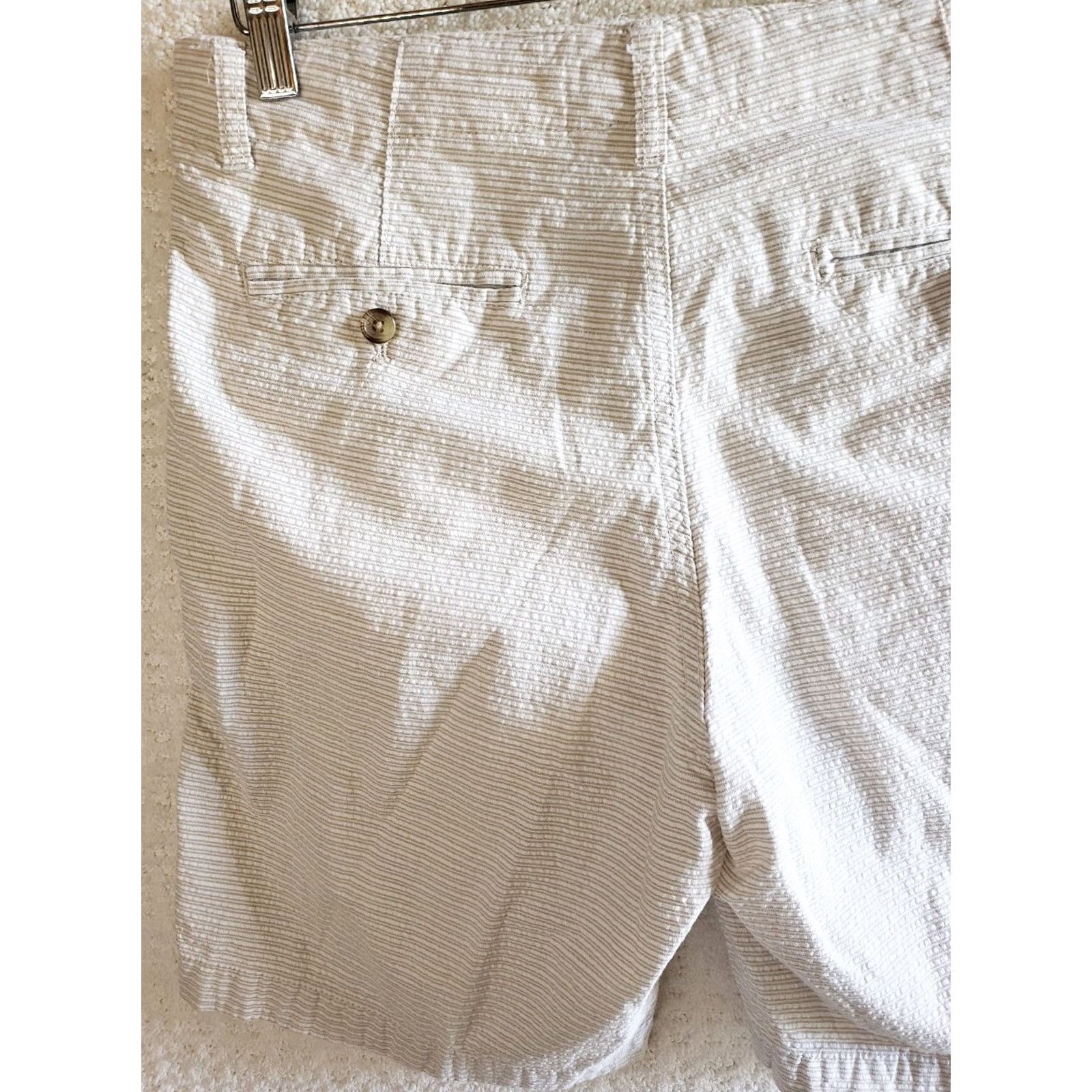 Chaps Chaps Seersucker Shorts Men’s 32x9 Beige-White Striped Chino Style 100% Cotton Size US 32 / EU 48 - 6 Thumbnail