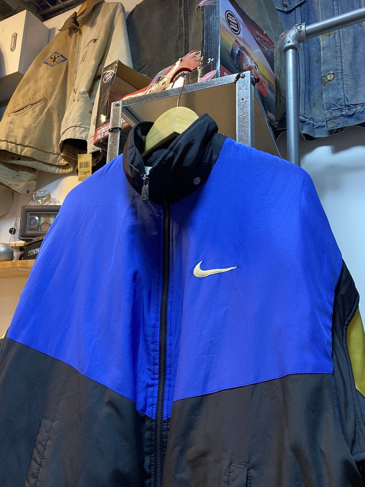 Nike Vintage Nike Swoosh Windbreaker Jacket Size US XL / EU 56 / 4 - 2 Thumbnail