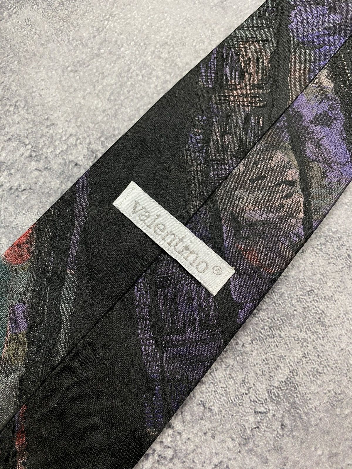 Valentino Vintage 90s Valentino Abstract Tie Old Money Classic Casual Size ONE SIZE - 6 Thumbnail