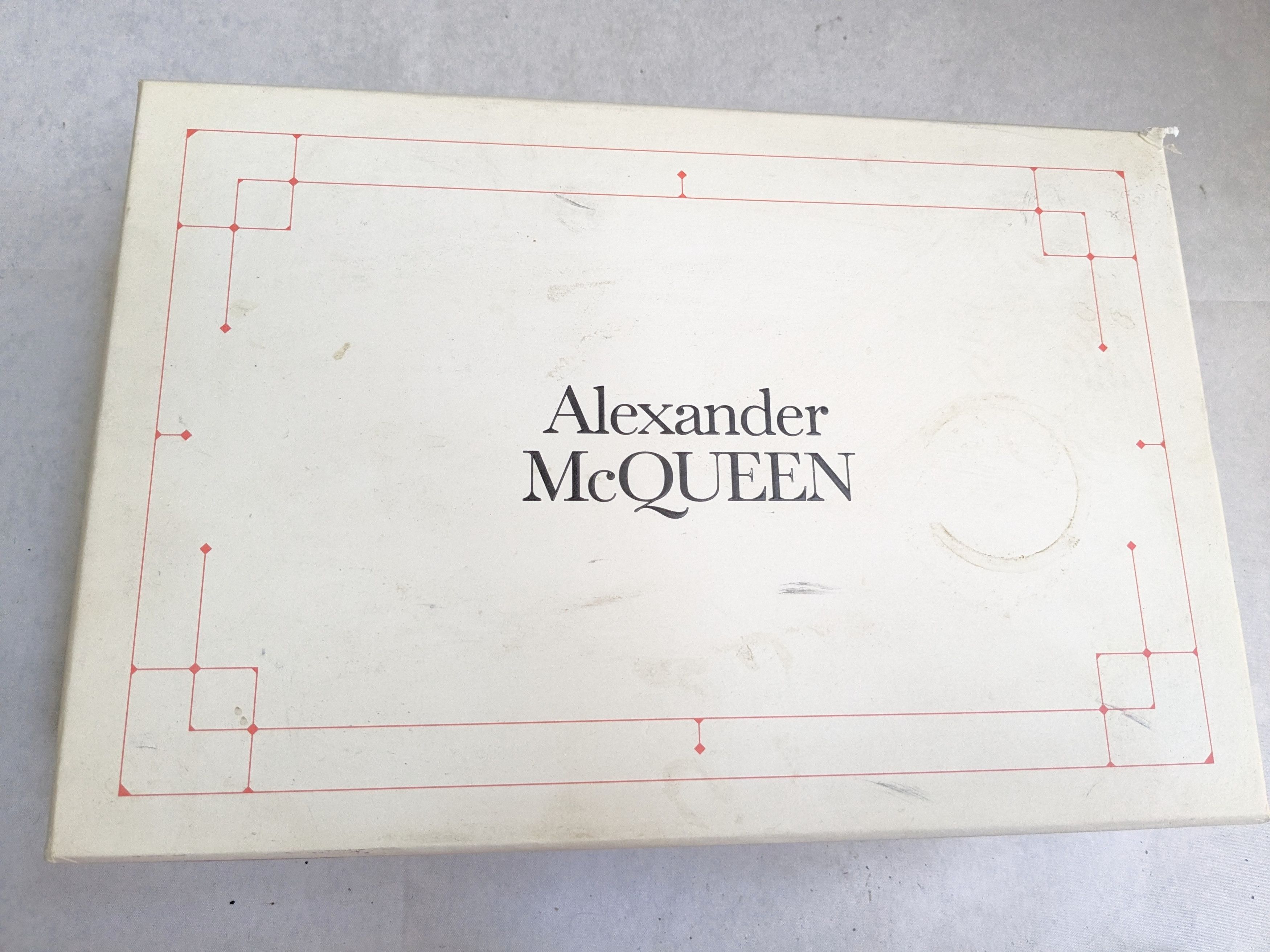 Alexander McQueen Alexander McQueen Oversized Larry Sneakers White Gold 12 45 Size US 12 / EU 45 - 22 Thumbnail