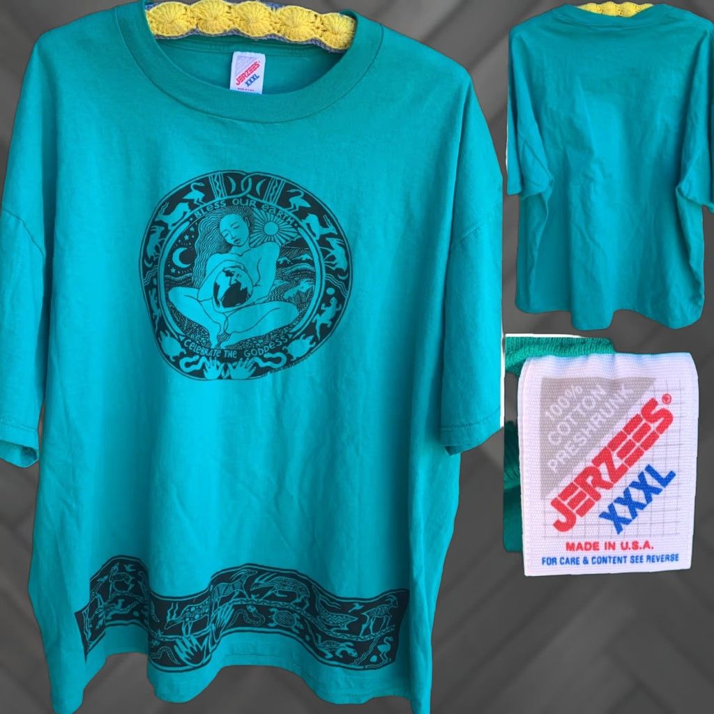 Jerzees VINTAGE Jerzees T-Shirt Unisex Adults 3XL Green Graphic Print 80s 90s Nature Animals Goddess Bless Our Earth Size US XXL / EU 58 / 5 - 1 Thumbnail