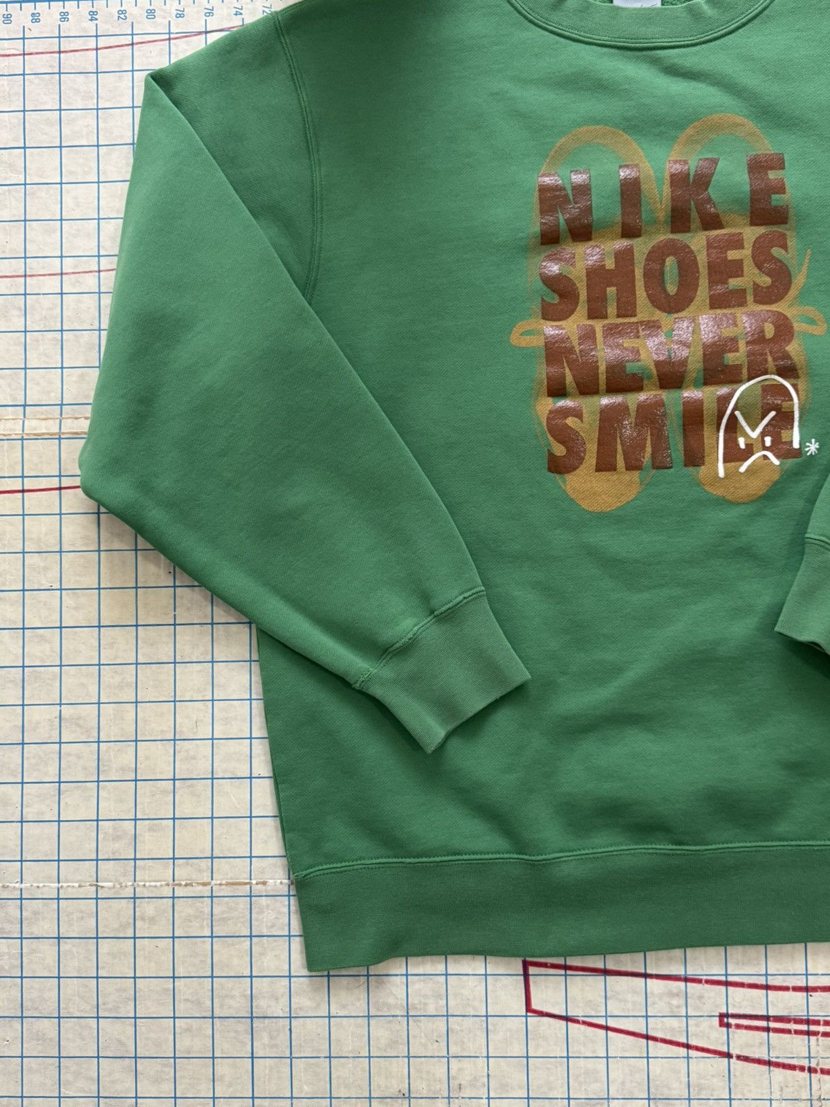 Nike × Vintage Vintage Y2K Nike Shoes Never Smile Crewneck Sweater Green Size US L / EU 52-54 / 3 - 8 Thumbnail