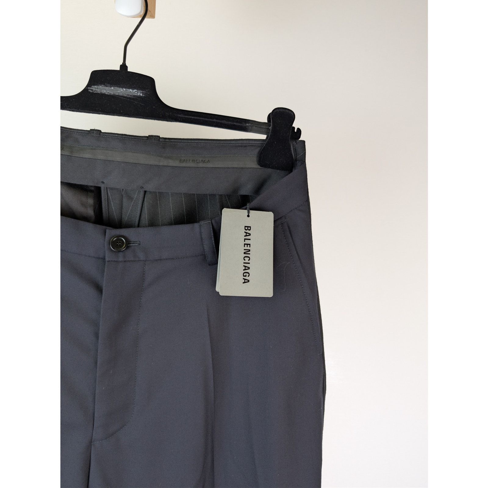 Balenciaga o1rshd1 Fluid Barathea Patched Skater Pants in Dark Navy Size US 32 / EU 48 - 5 Thumbnail