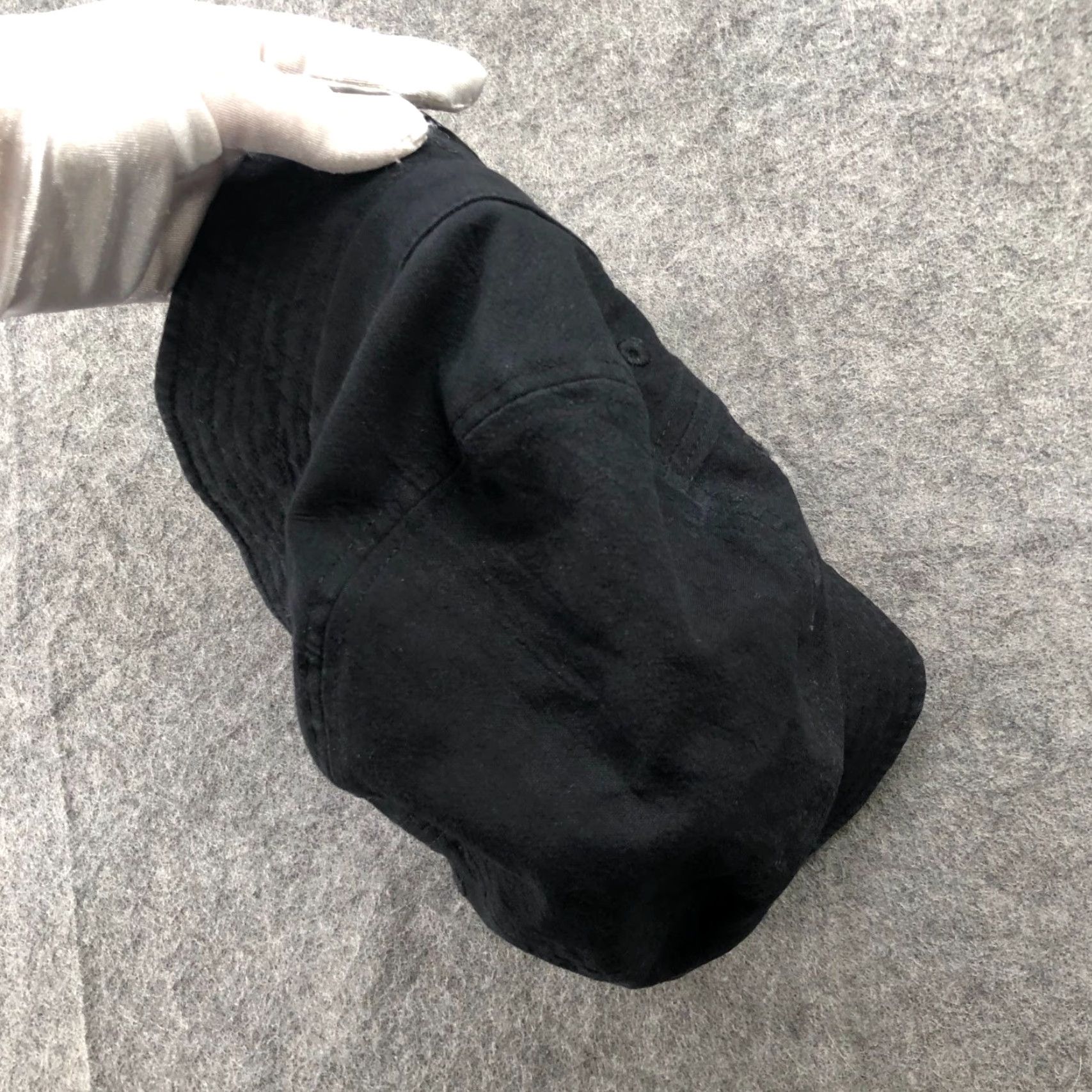 Urban Outfitters Urban Outfitters Standard Cloth Bucket Hat Mens One Size Black Cotton 21.5'' Size ONE SIZE - 5 Thumbnail